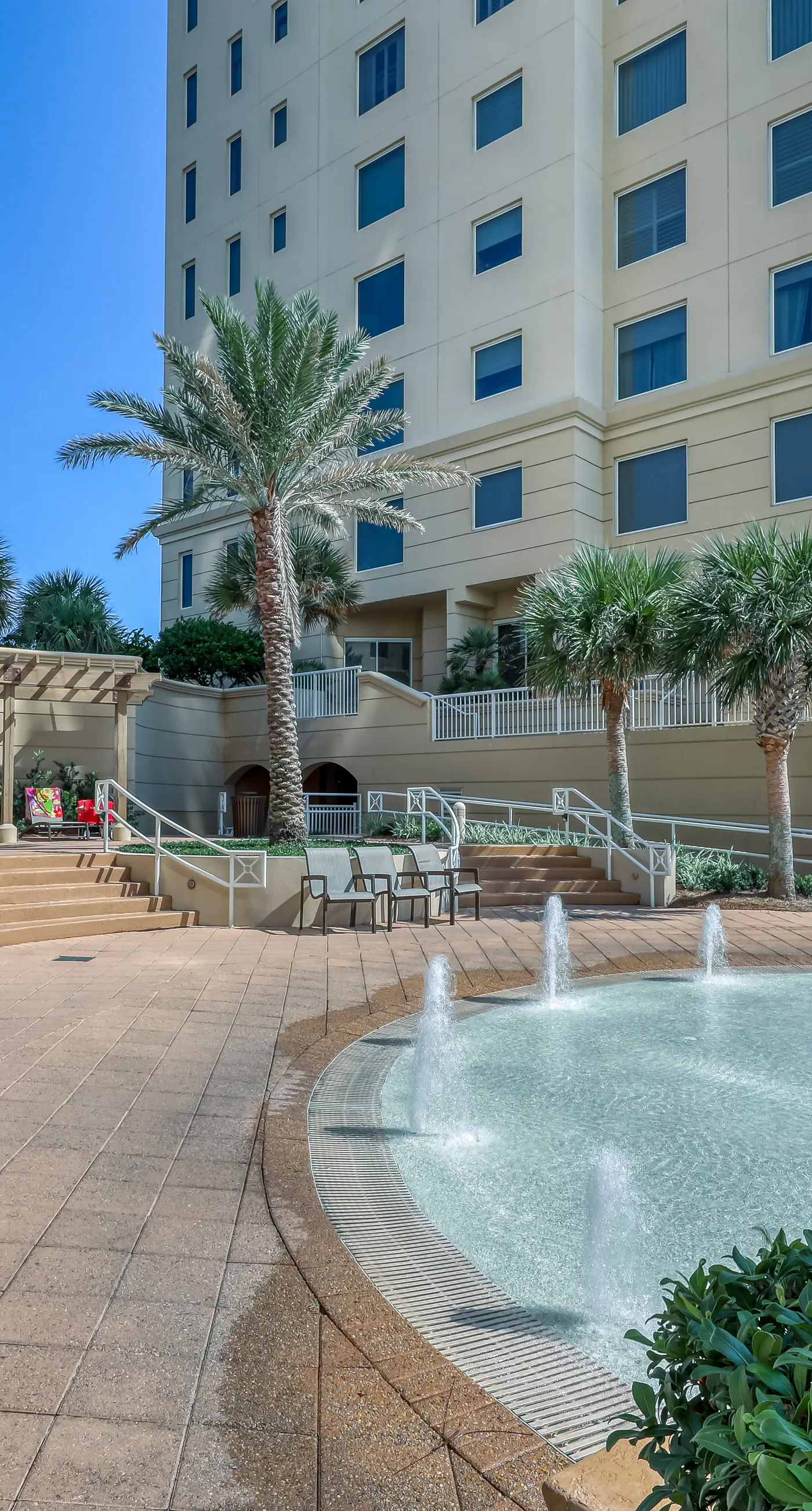 Gorgeous, cozy beachfront condo with pool, pool spa & beach access