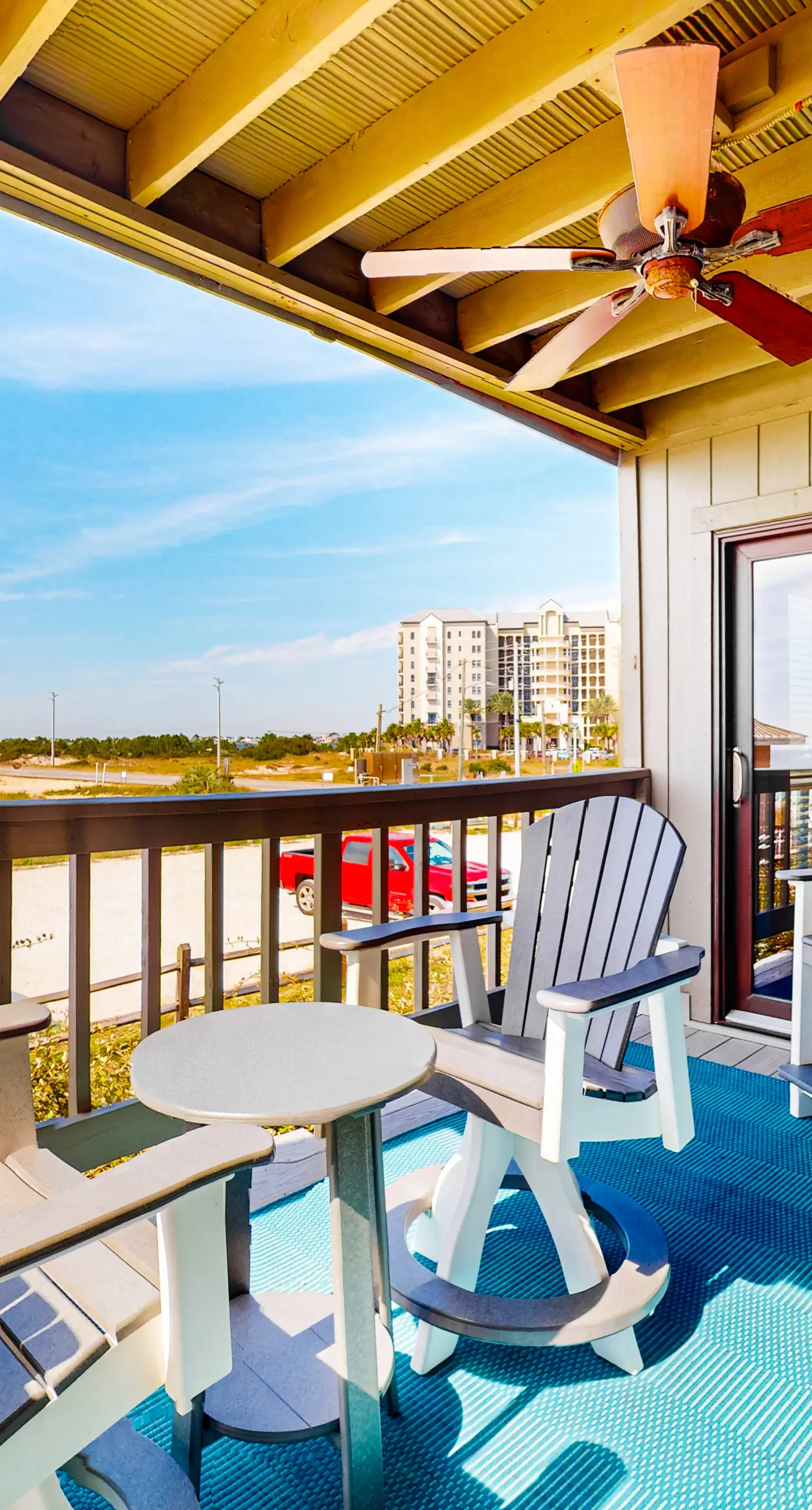Ideally located coastal condo with Gulf views, private balcony & beach access