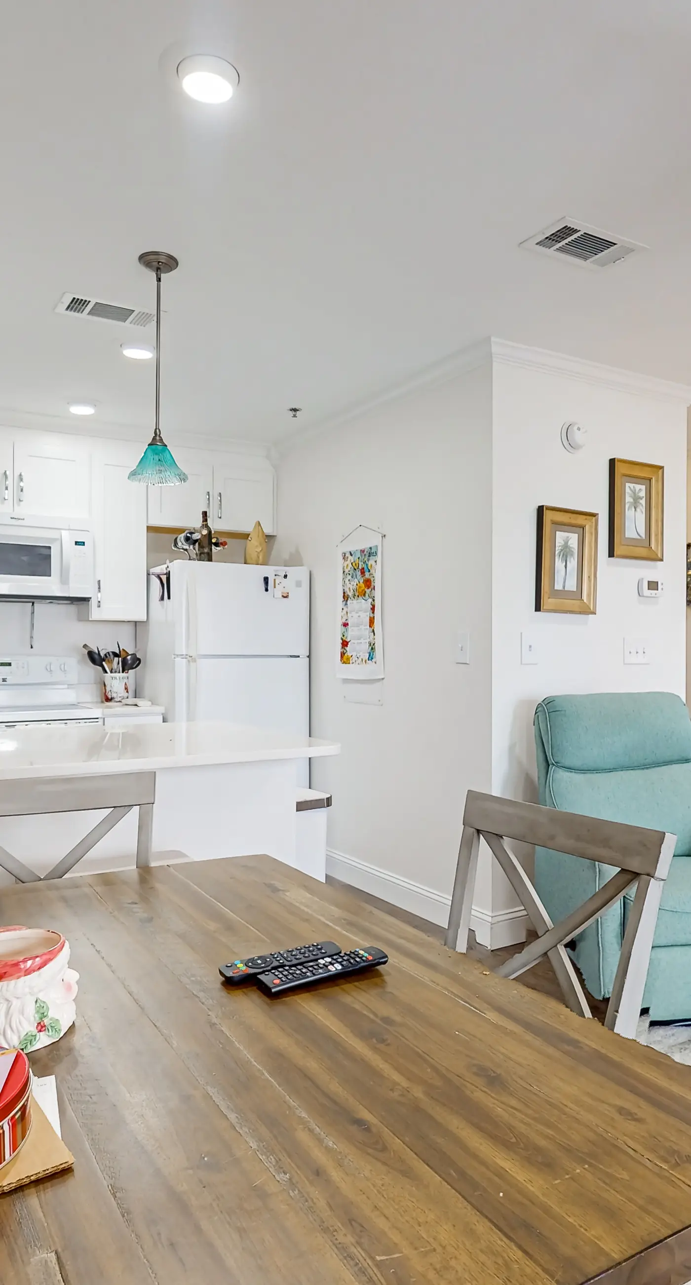 Grand Caribbean condo with pool & hot tub - close to beaches