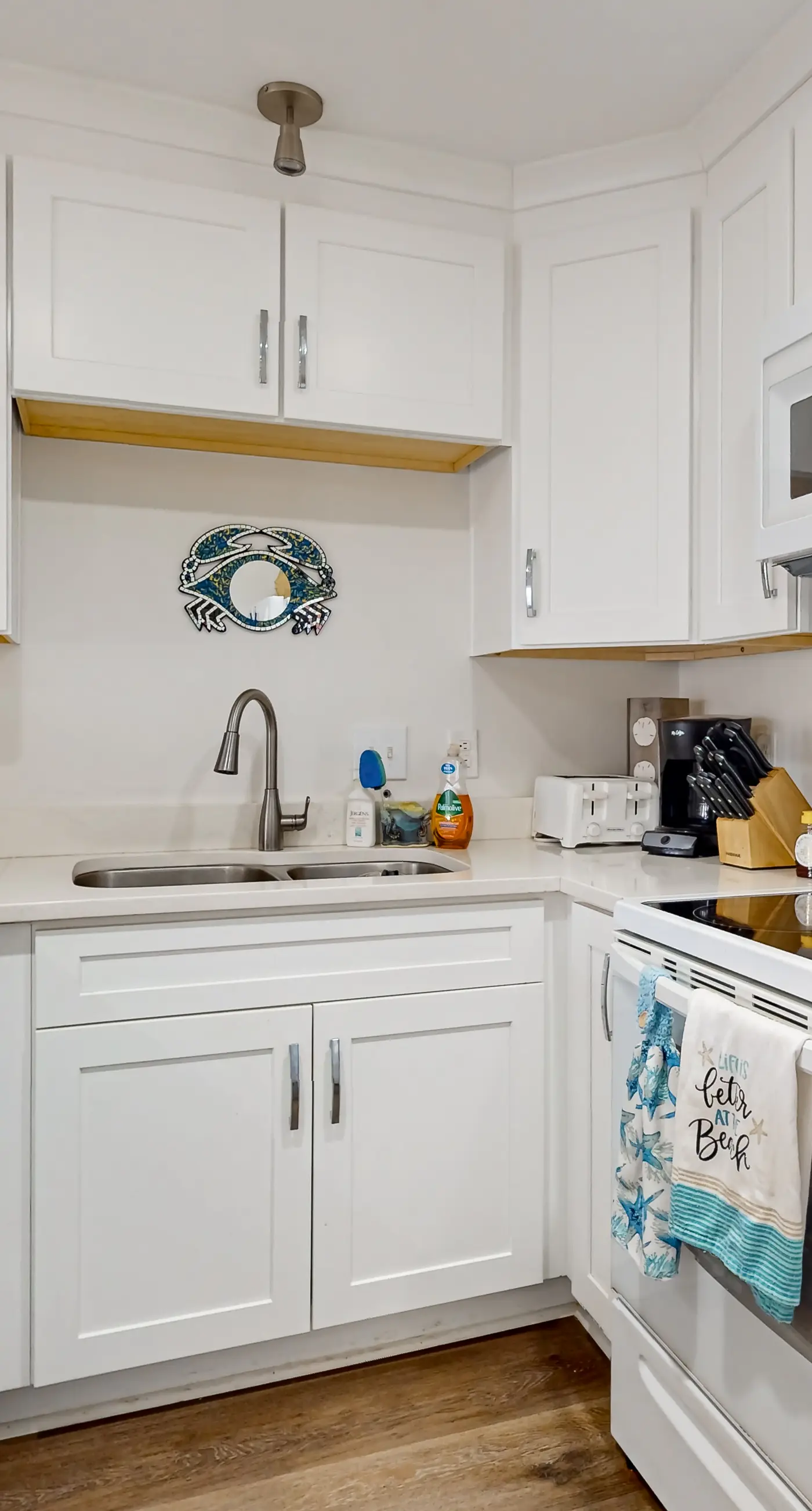 Grand Caribbean condo with pool & hot tub - close to beaches