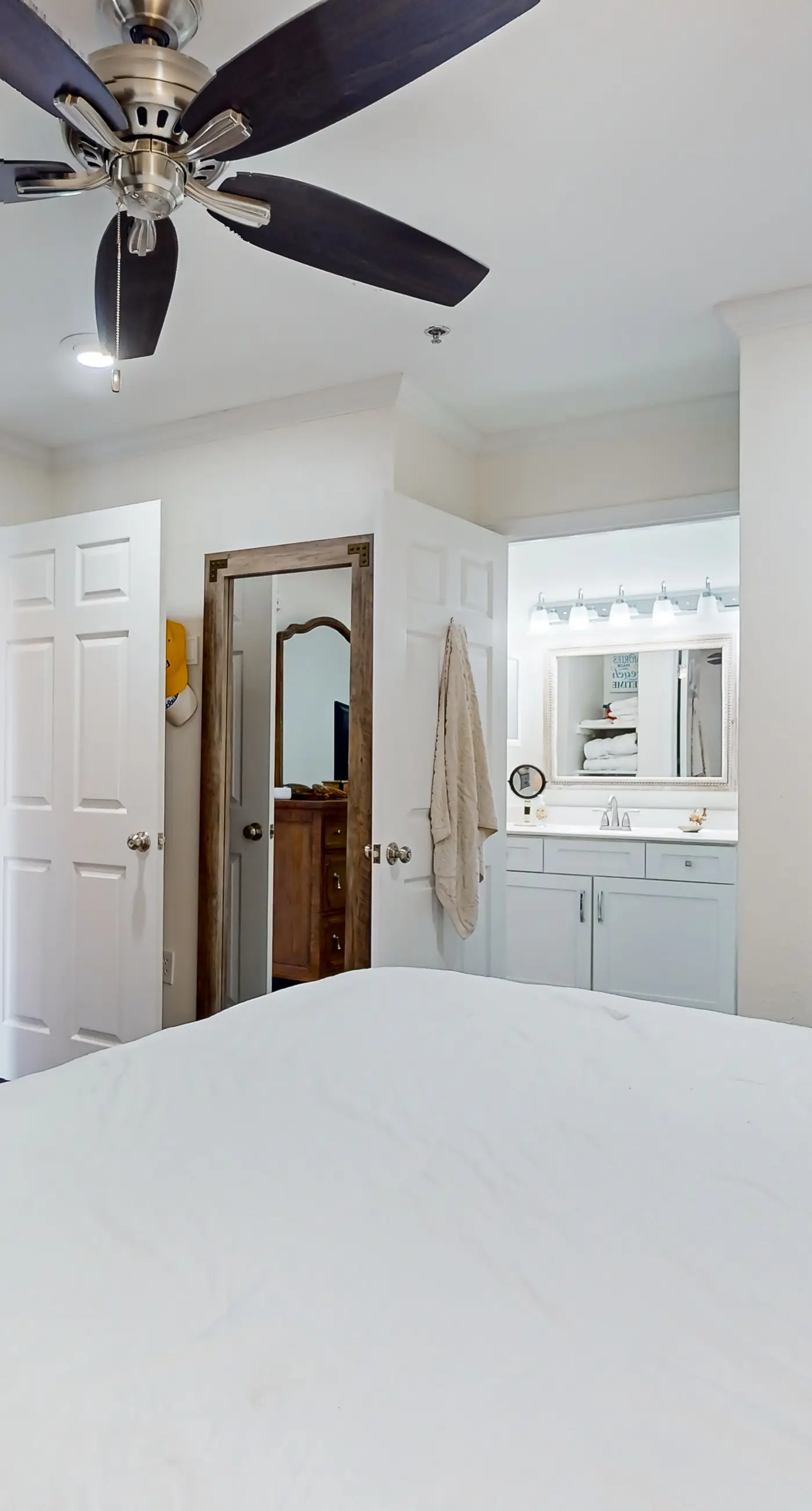 Grand Caribbean condo with pool & hot tub - close to beaches