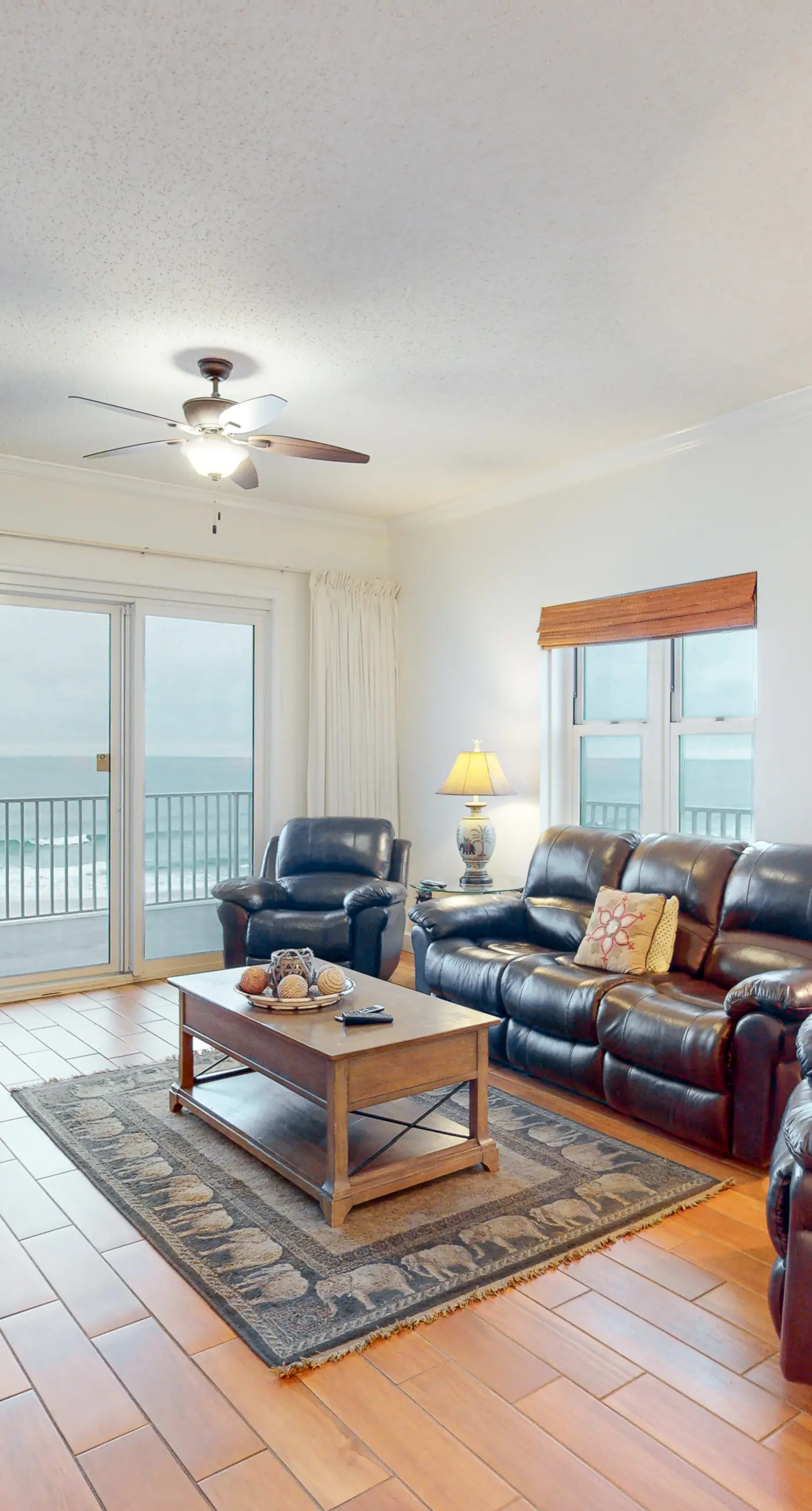 Inviting Gulf-front condo In Perdido Key with waterfront pool/hot tub and oceanfront balcony