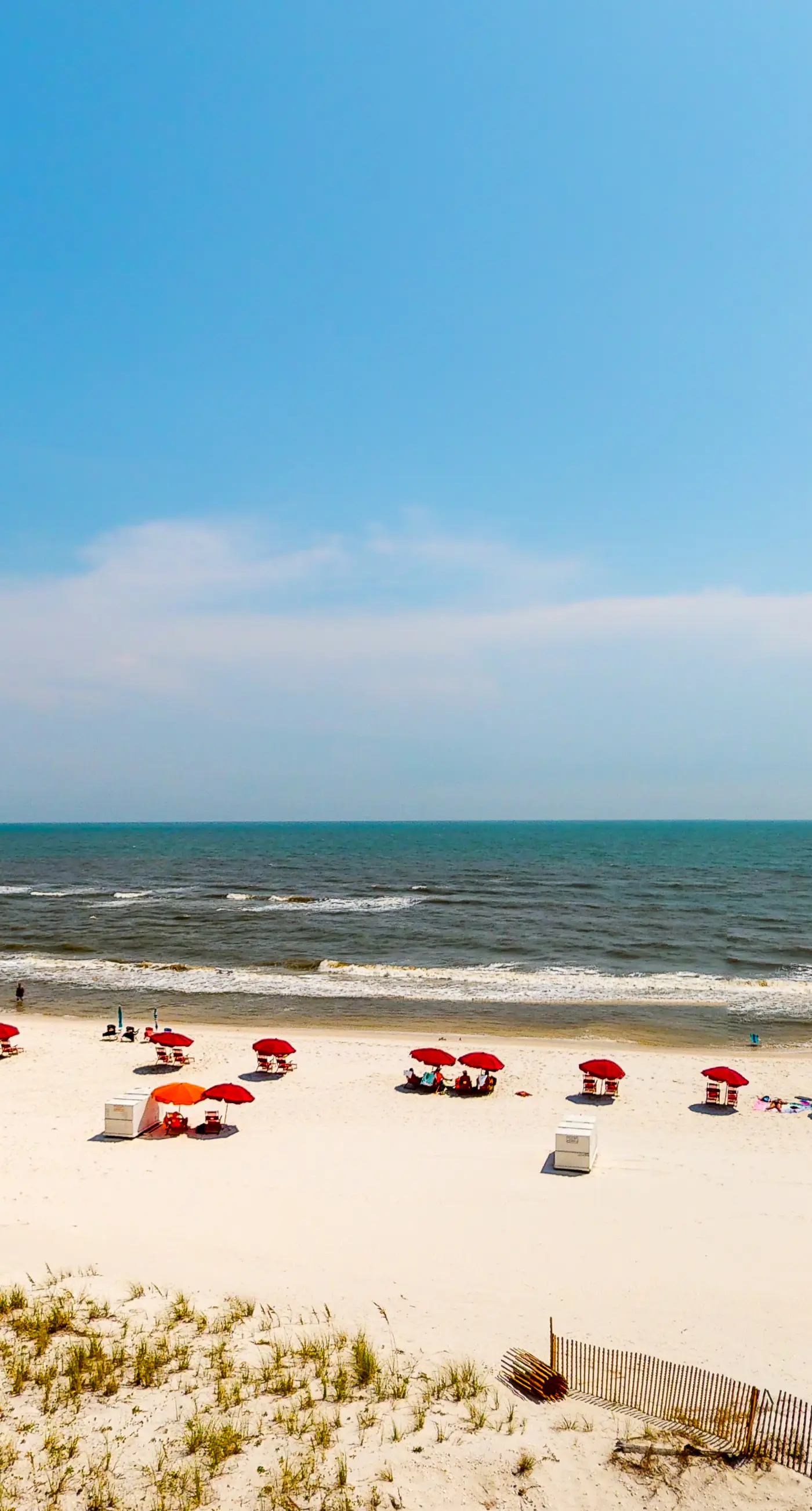 Inviting Gulf-front condo In Perdido Key with waterfront pool/hot tub and oceanfront balcony