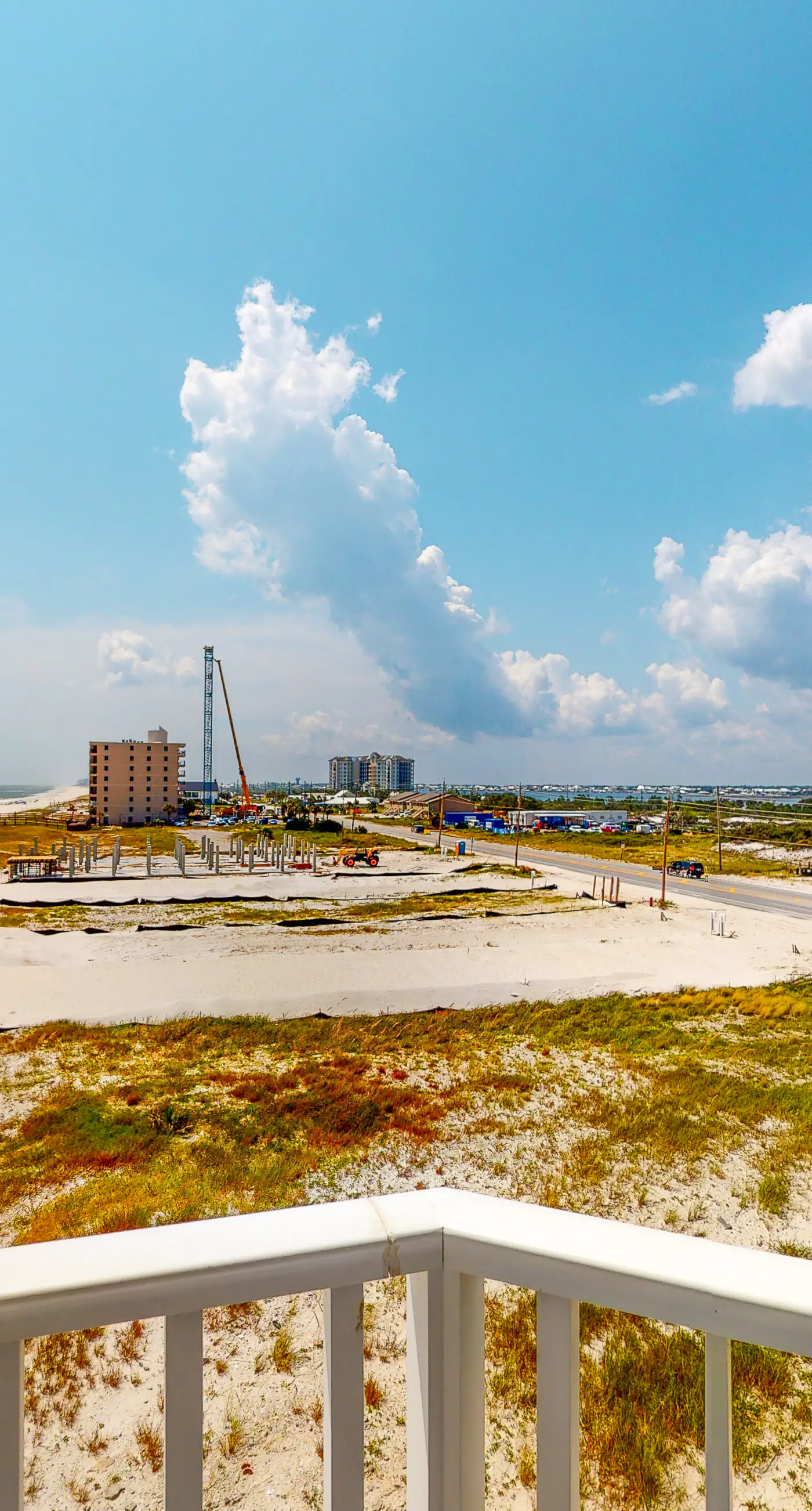 Inviting Gulf-front condo In Perdido Key with waterfront pool/hot tub and oceanfront balcony