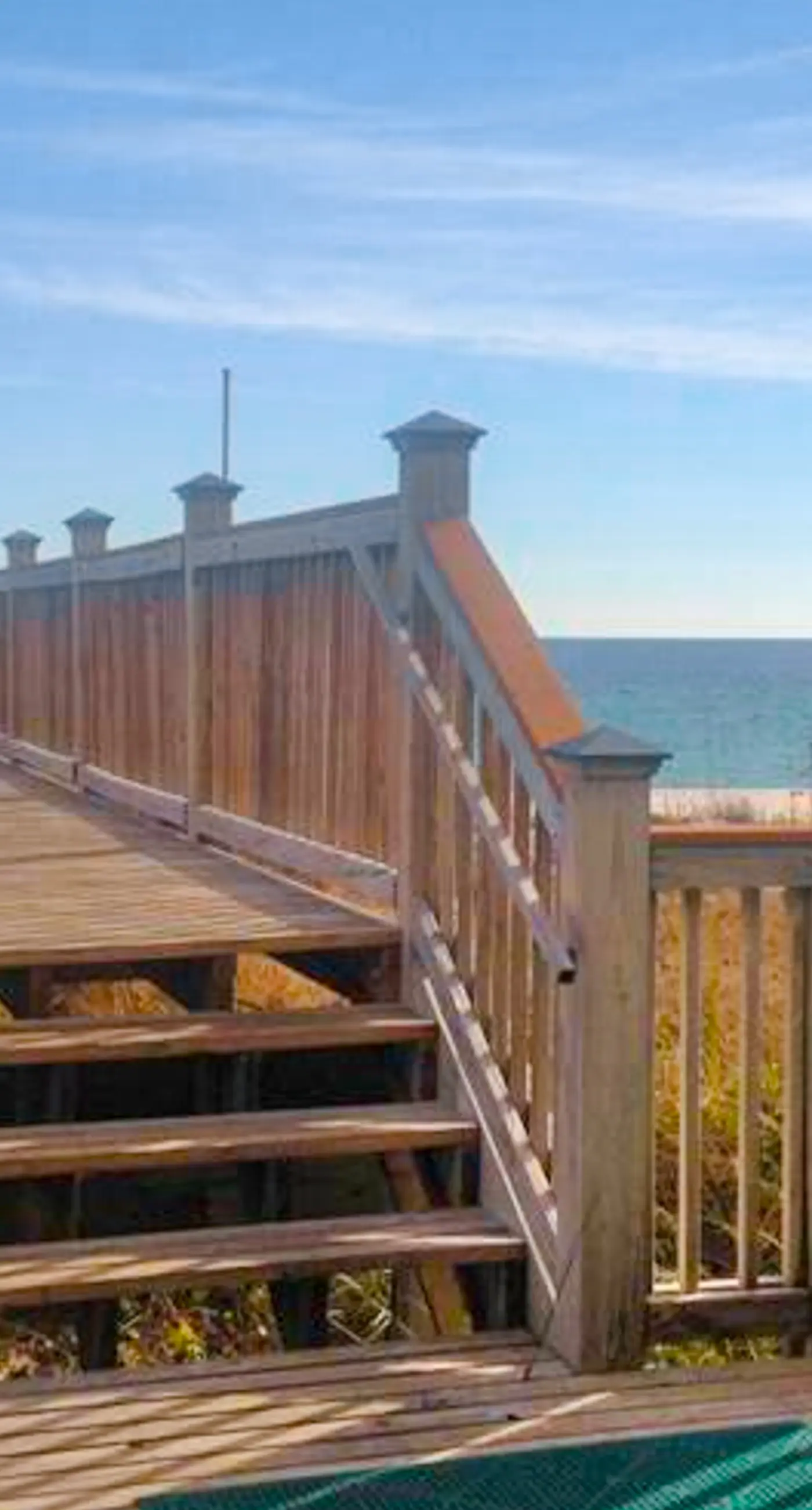 Inviting Gulf-front condo In Perdido Key with waterfront pool/hot tub and oceanfront balcony