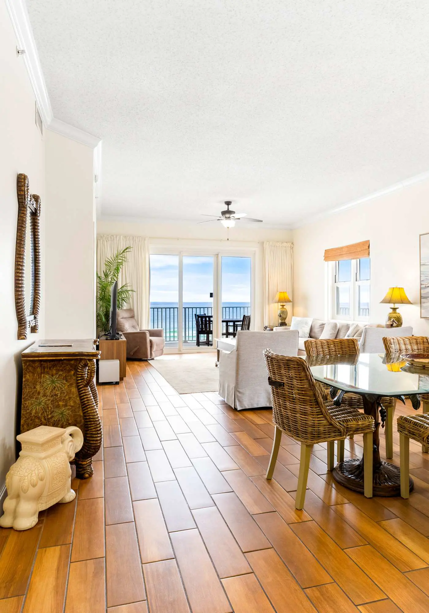 Inviting Gulf-front condo In Perdido Key with waterfront pool, hot tub and oceanfront balcony