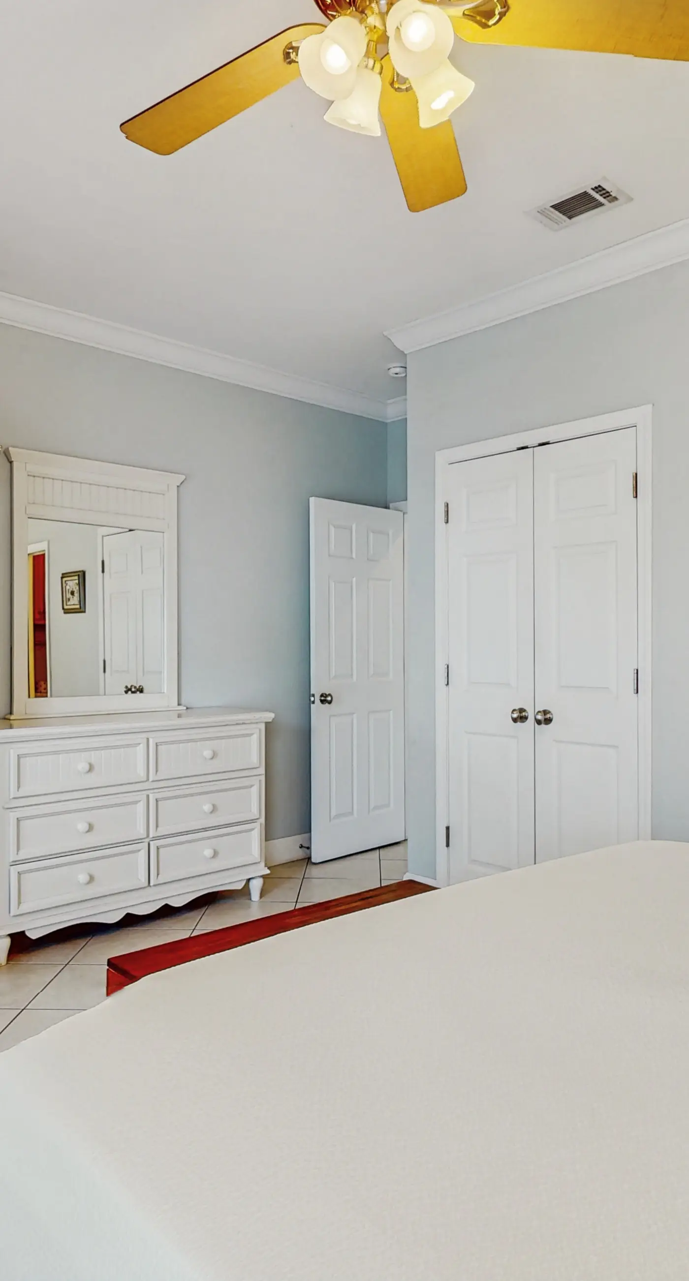 Gorgeous coastal townhome with private balcony/porch, W/D,  and shared pool