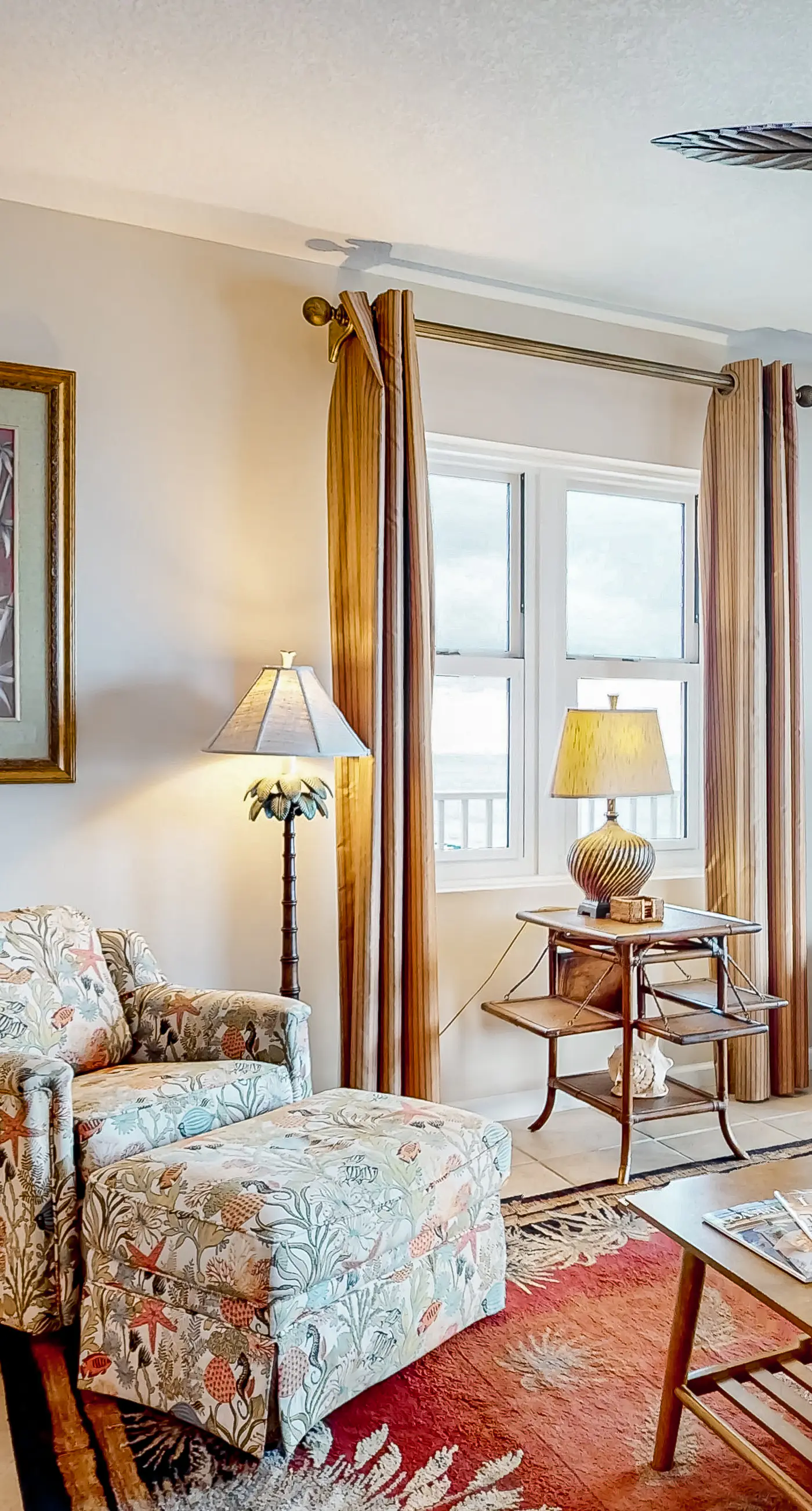 Inviting Gulf-front condo In Perdido Key with waterfront pool/hot tub and oceanfront balcony