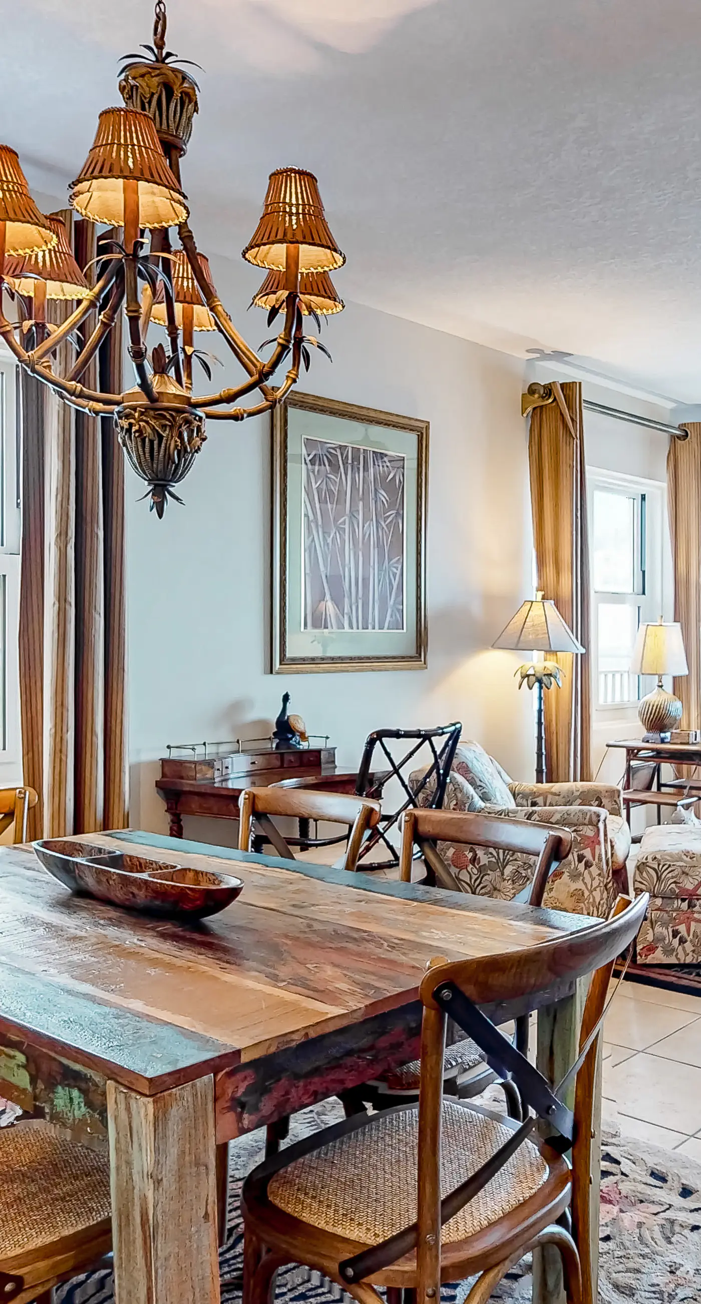 Inviting Gulf-front condo In Perdido Key with waterfront pool/hot tub and oceanfront balcony