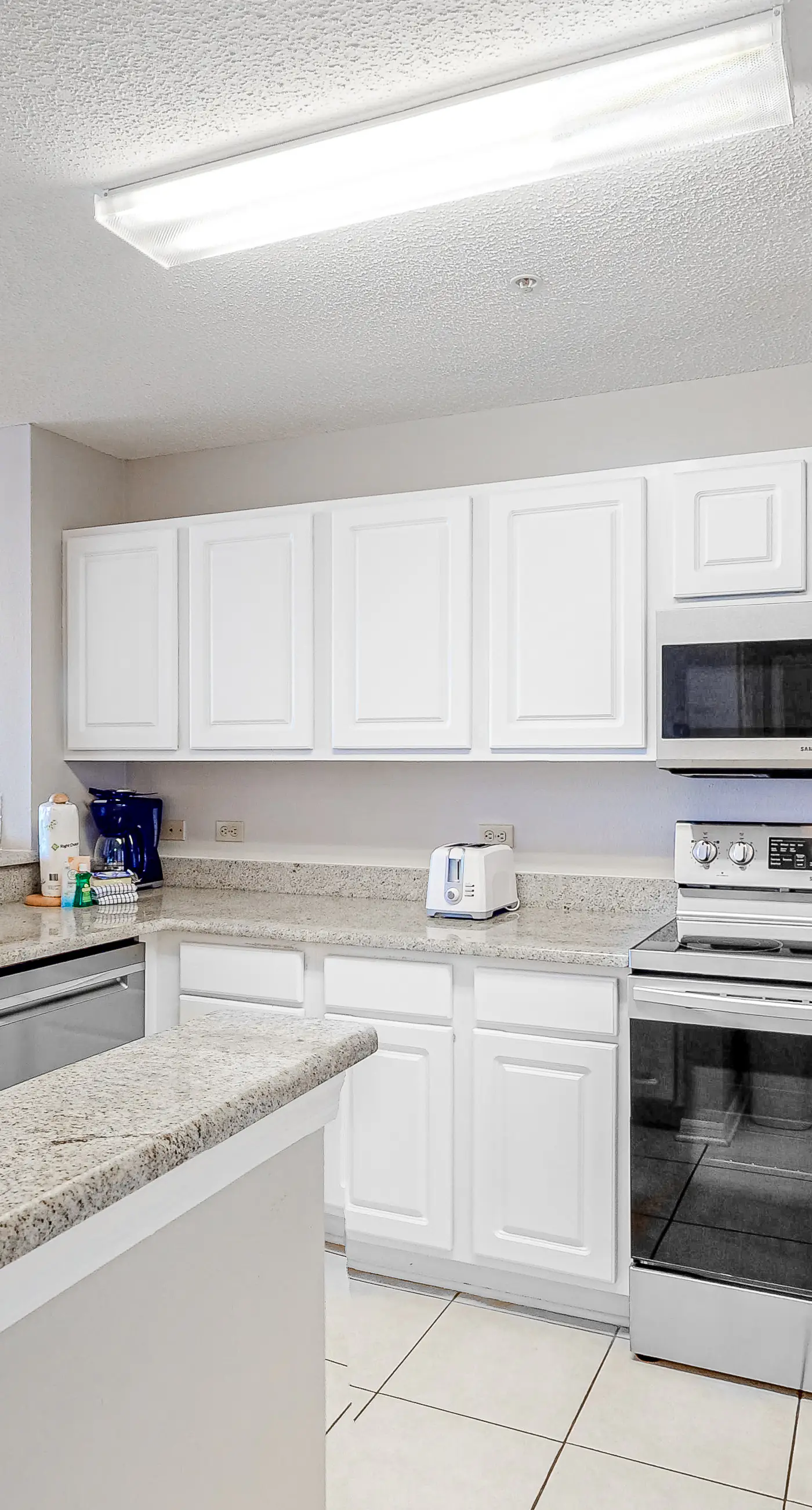 6th-floor updated Gulf-front retreat - near area attractions & restaurants