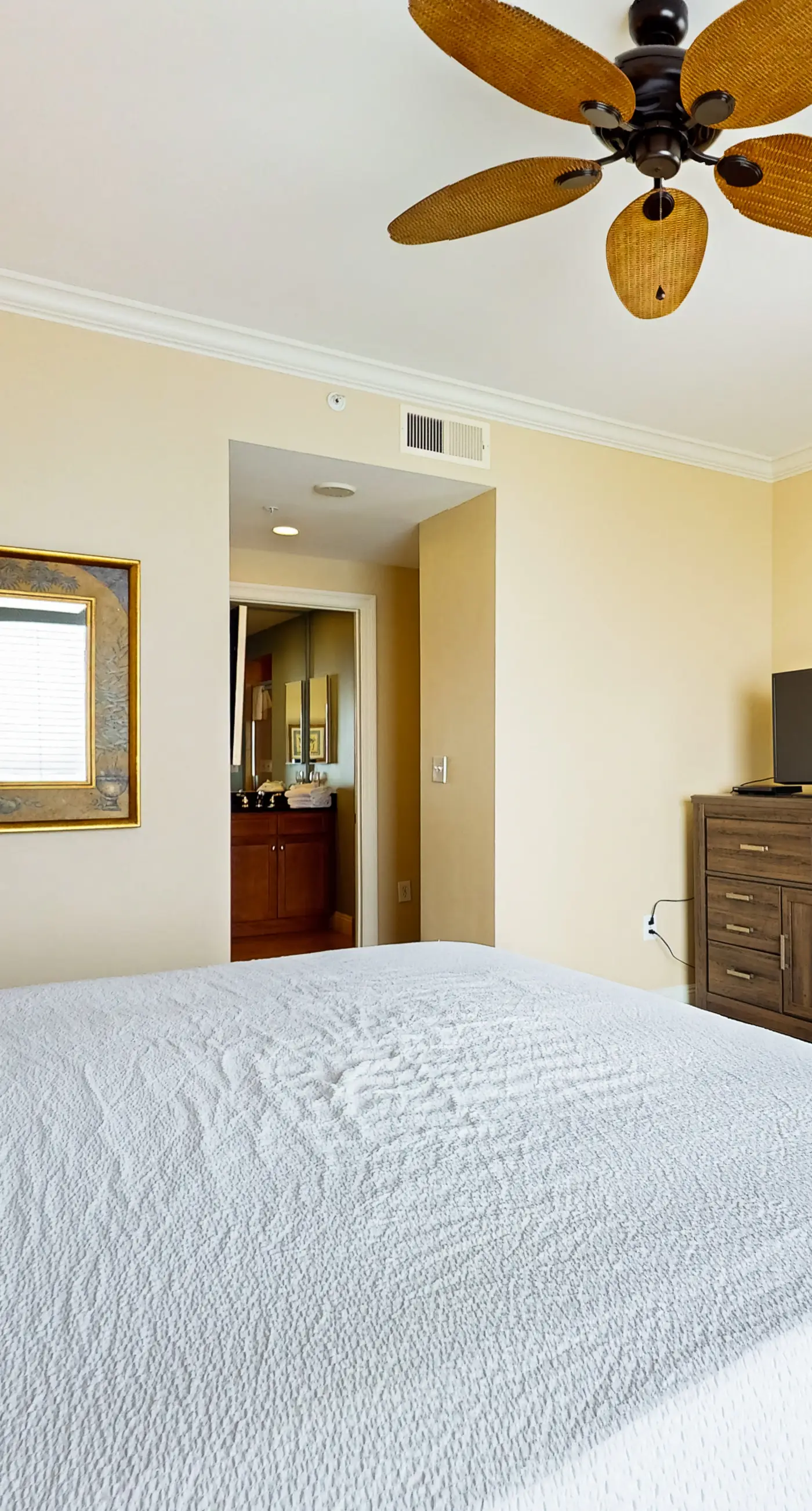 Gulf-front condo with views, pools, a hot tub, and tennis