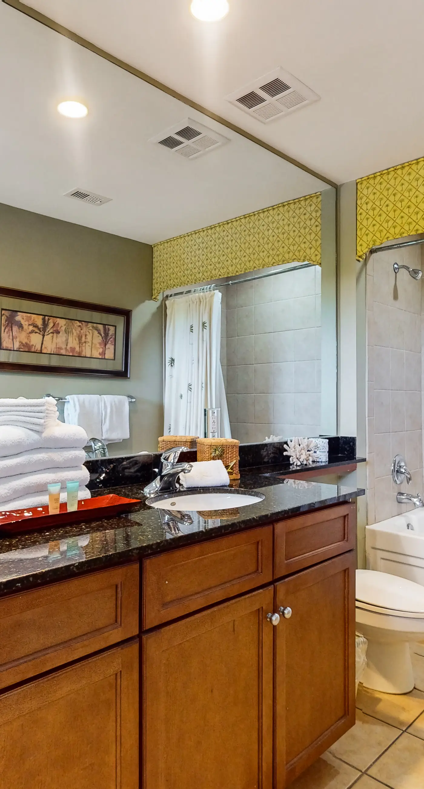 Gulf-front condo with views, pools, a hot tub, and tennis