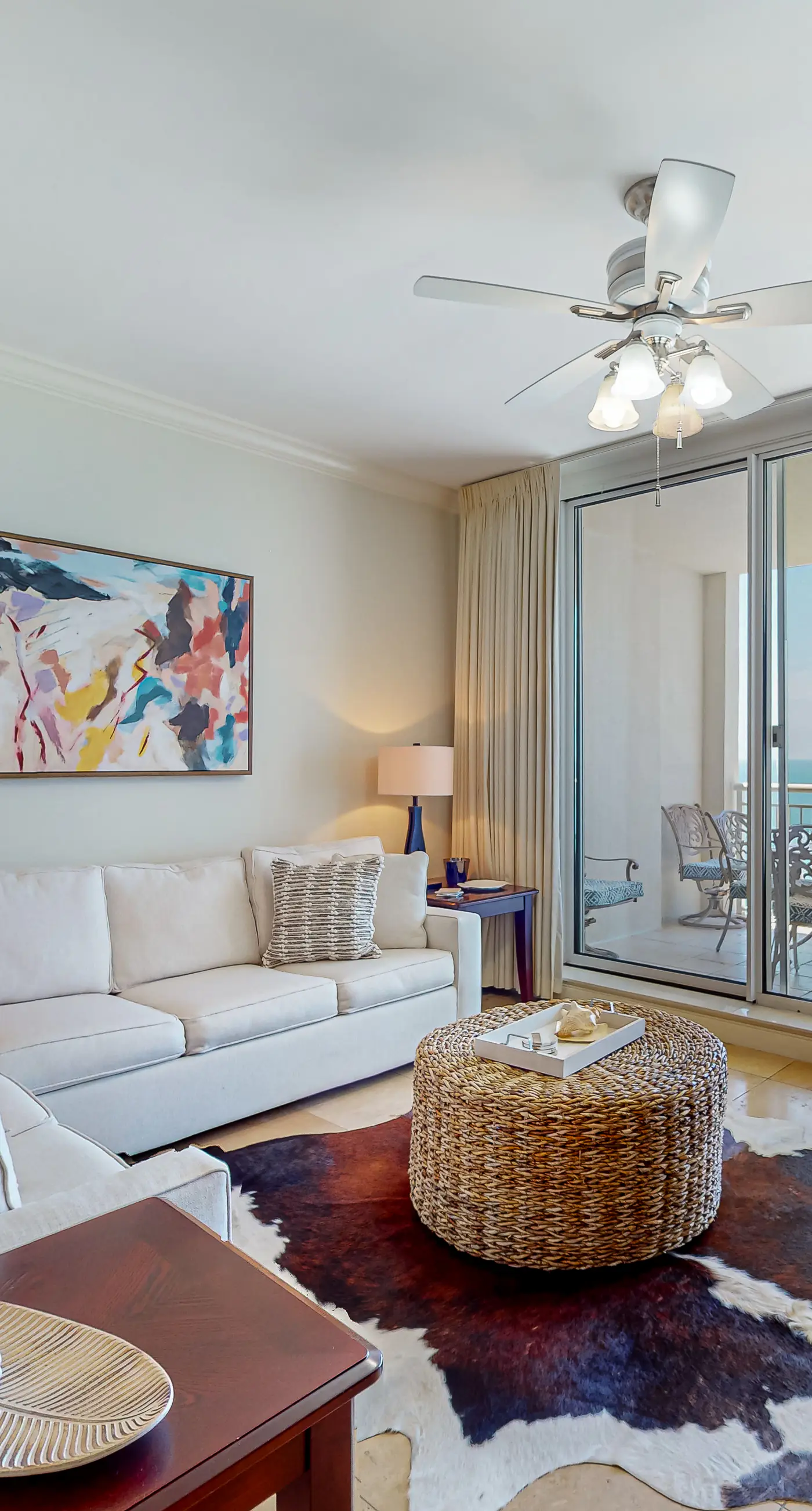 Gulf-view condo with amazing views, private balcony, pool & hot tub