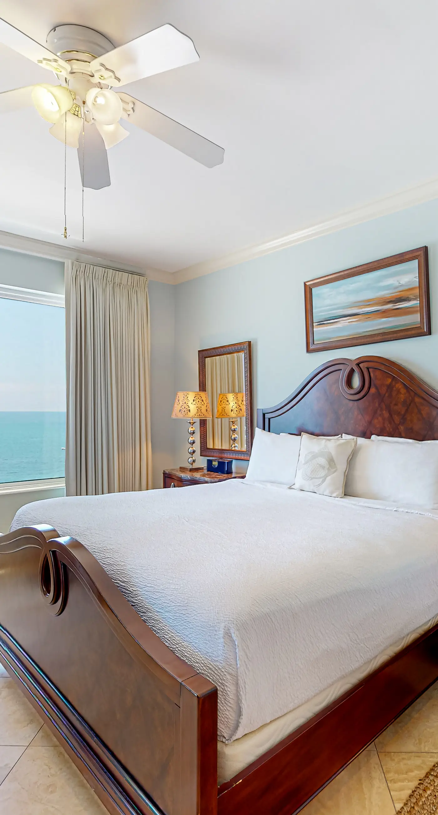 Gulf-view condo with amazing views, private balcony, pool & hot tub