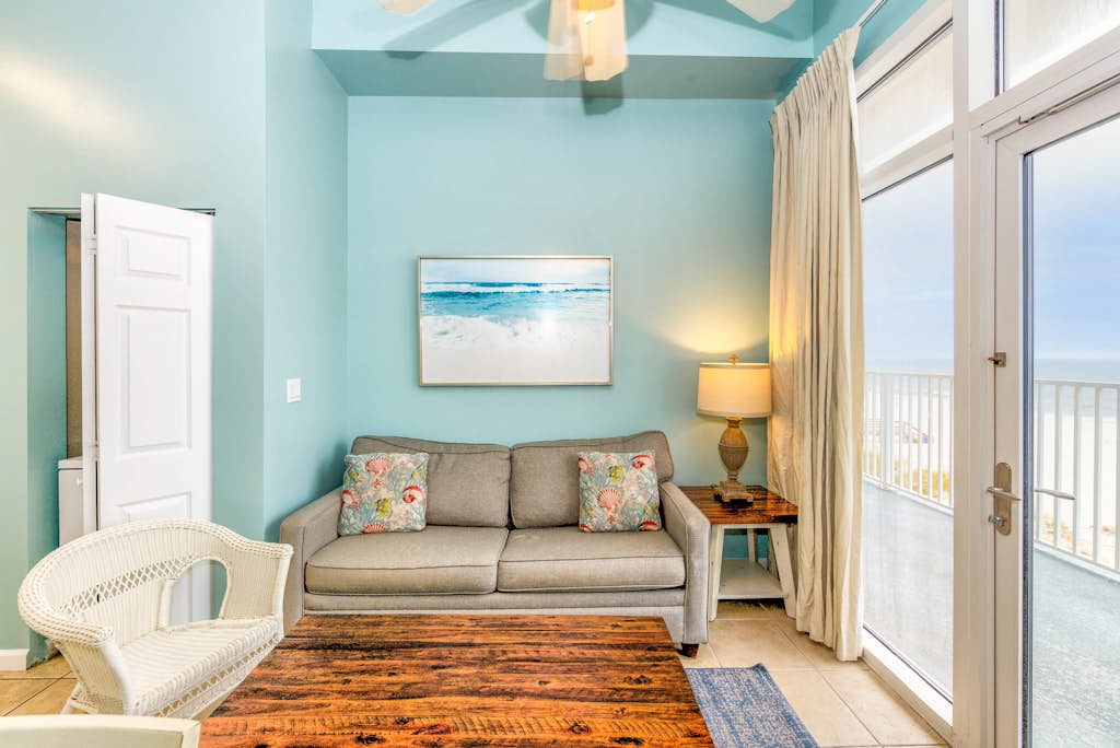 Inviting Gulf-front condo In Perdido Key with waterfront pool/hot tub and oceanfront balcony