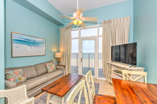 Inviting Gulf-front condo In Perdido Key with waterfront pool/hot tub and oceanfront balcony