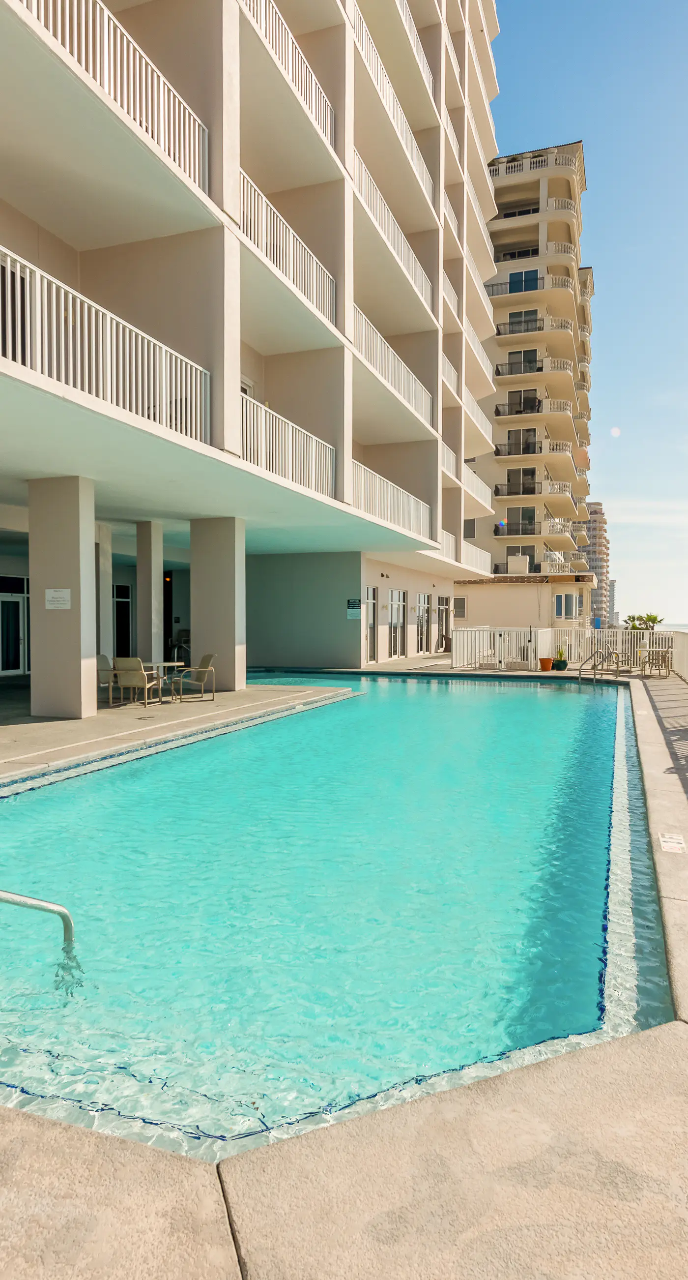 Inviting Gulf-front condo In Perdido Key with waterfront pool/hot tub and oceanfront balcony