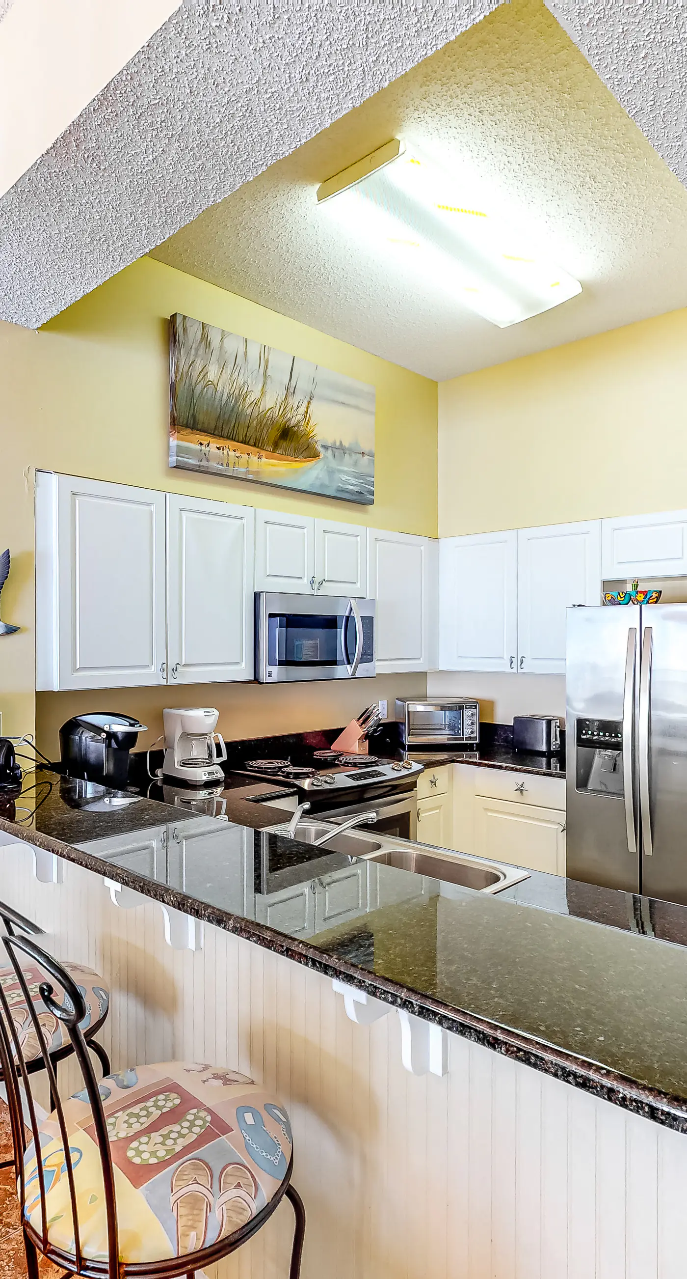 Inviting Gulf-front condo In Perdido Key with waterfront pool/hot tub and oceanfront balcony