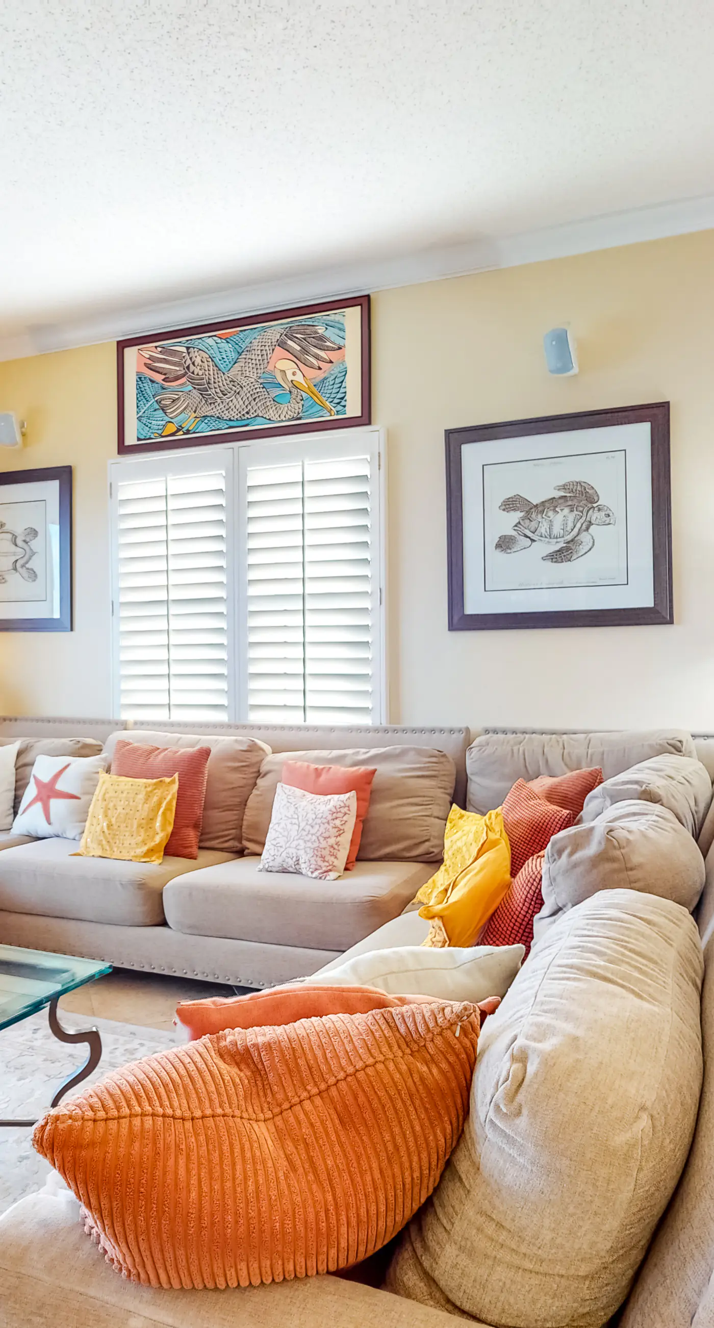 Inviting Gulf-front condo In Perdido Key with waterfront pool/hot tub and oceanfront balcony