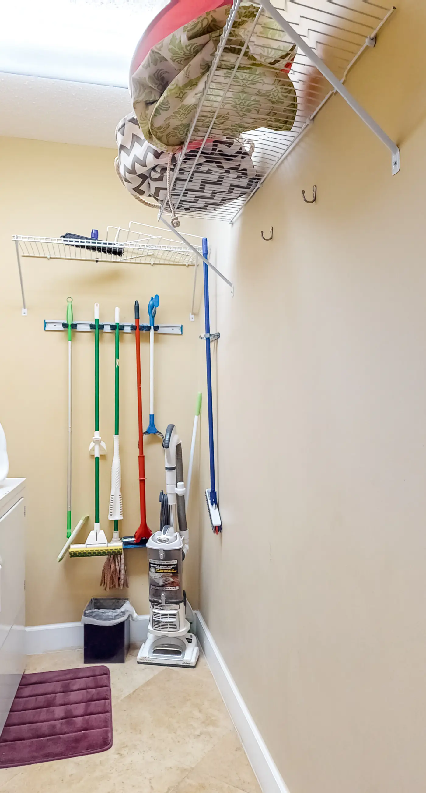 Inviting Gulf-front condo In Perdido Key with waterfront pool/hot tub and oceanfront balcony