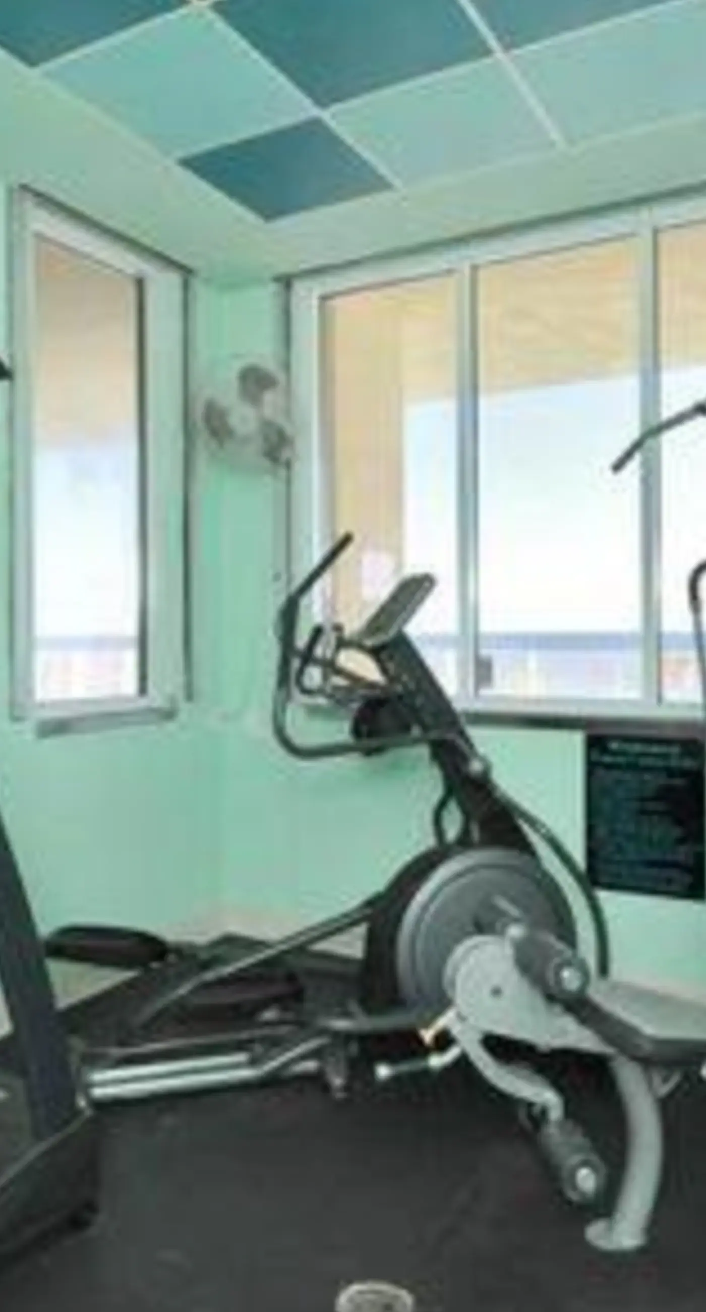 Inviting Gulf-front condo In Perdido Key with waterfront pool/hot tub and oceanfront balcony