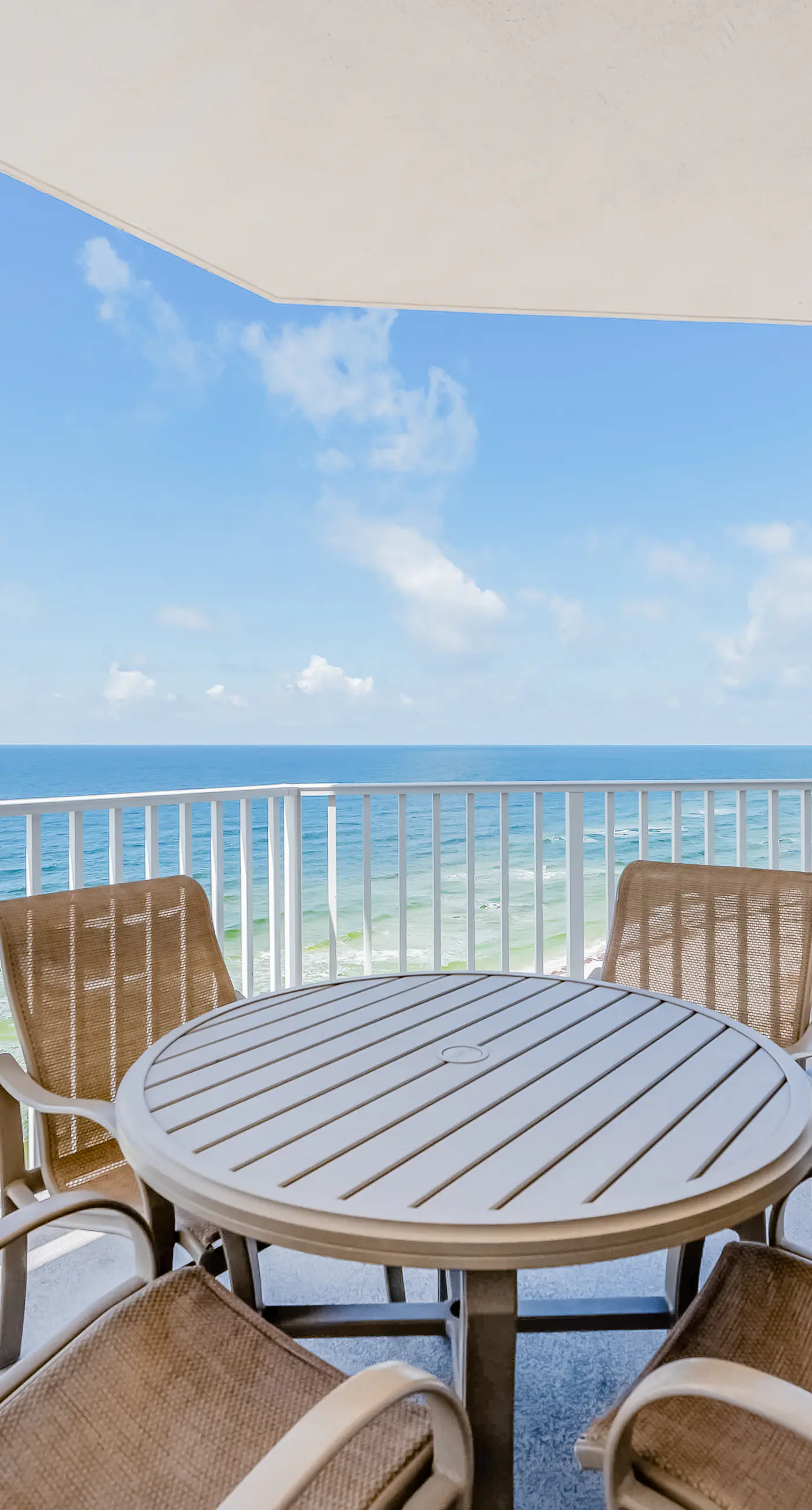 Inviting Gulf-front condo In Perdido Key with waterfront pool/hot tub,oceanfront balcony & private cabana