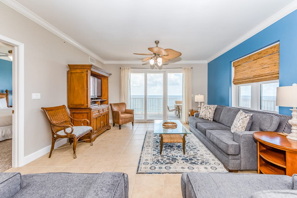 Gulf-front Condo with Waterfront Pool/Hot Tub, Ocean-front Balcony and Cabana