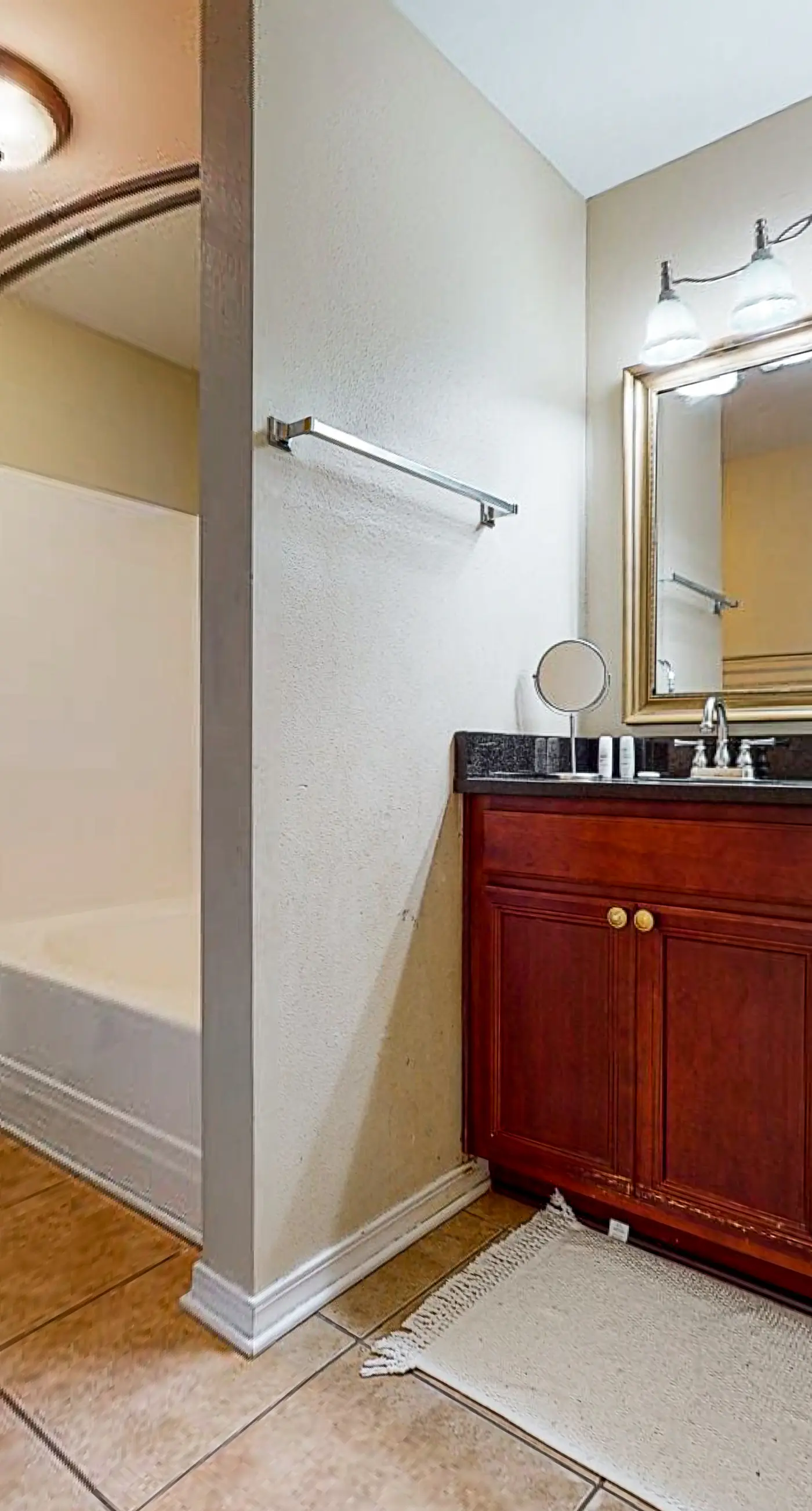 Wonderful dog-friendly home with washer/dryer, patio, & kitchen - close to beach