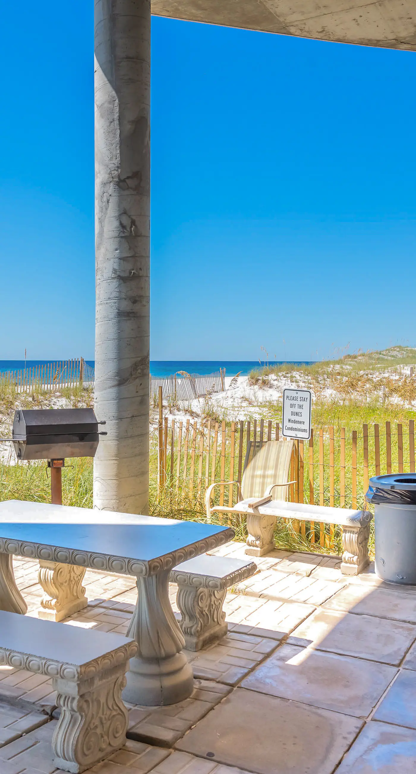 Inviting Gulf-front condo In Perdido Key with waterfront pool/hot tub and oceanfront balcony