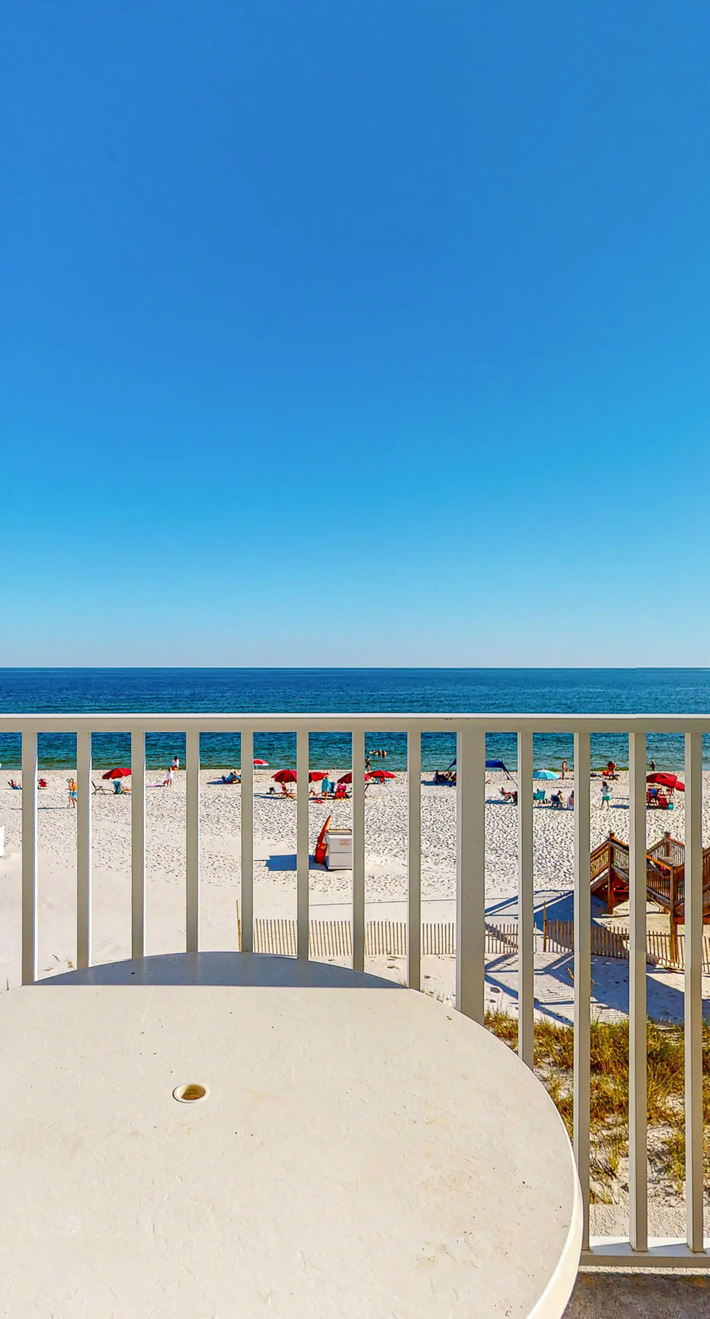 Inviting Gulf-front condo In Perdido Key with waterfront pool/hot tub and oceanfront balcony