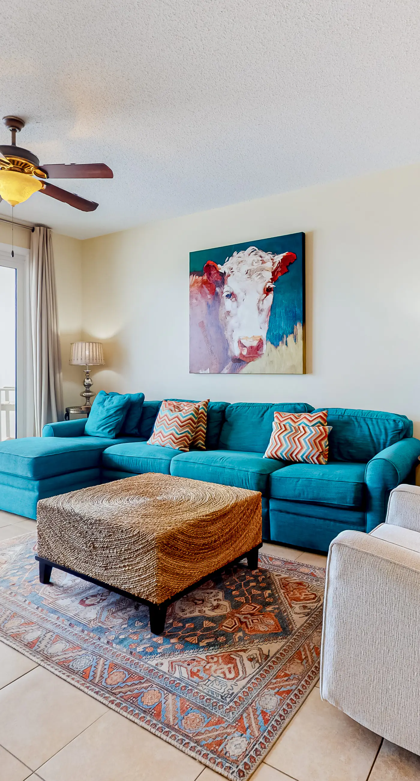 Inviting Gulf-front condo In Perdido Key with waterfront pool/hot tub and oceanfront balcony