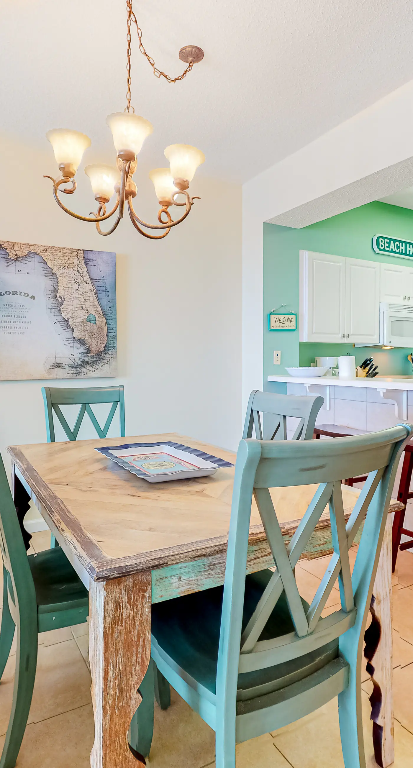 Inviting Gulf-front condo In Perdido Key with waterfront pool/hot tub and oceanfront balcony