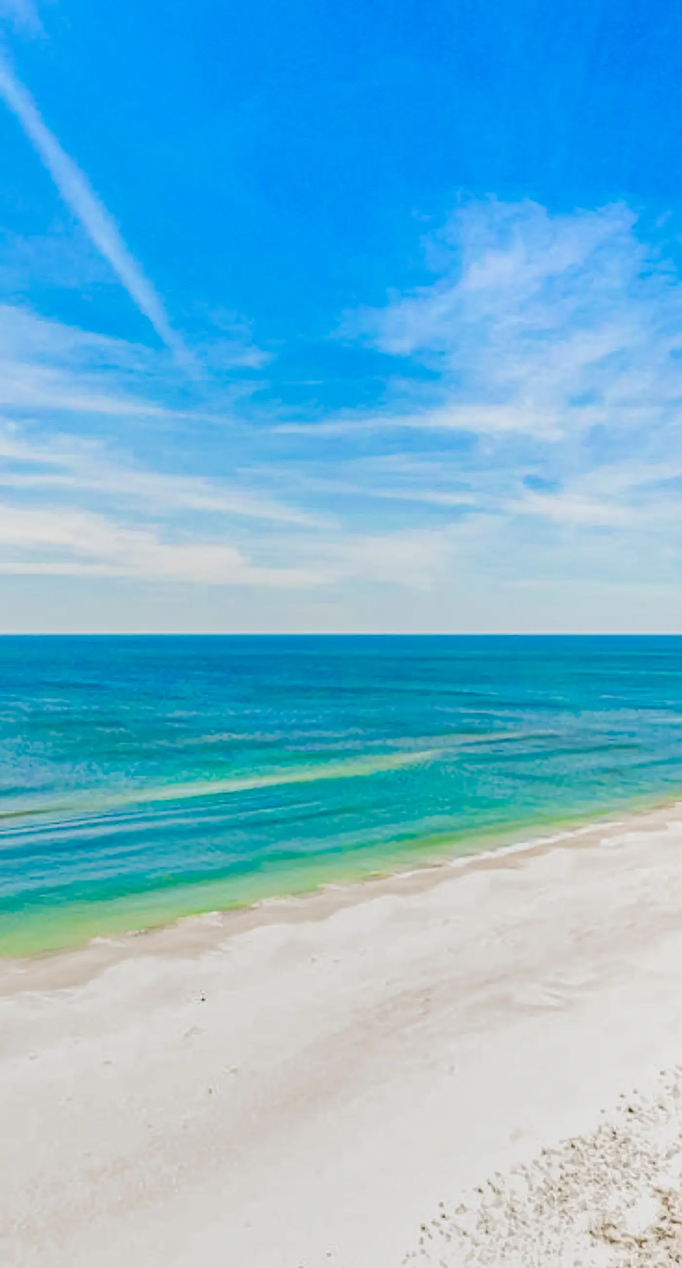 Inviting Gulf-front condo In Perdido Key with waterfront pool/hot tub and oceanfront balcony