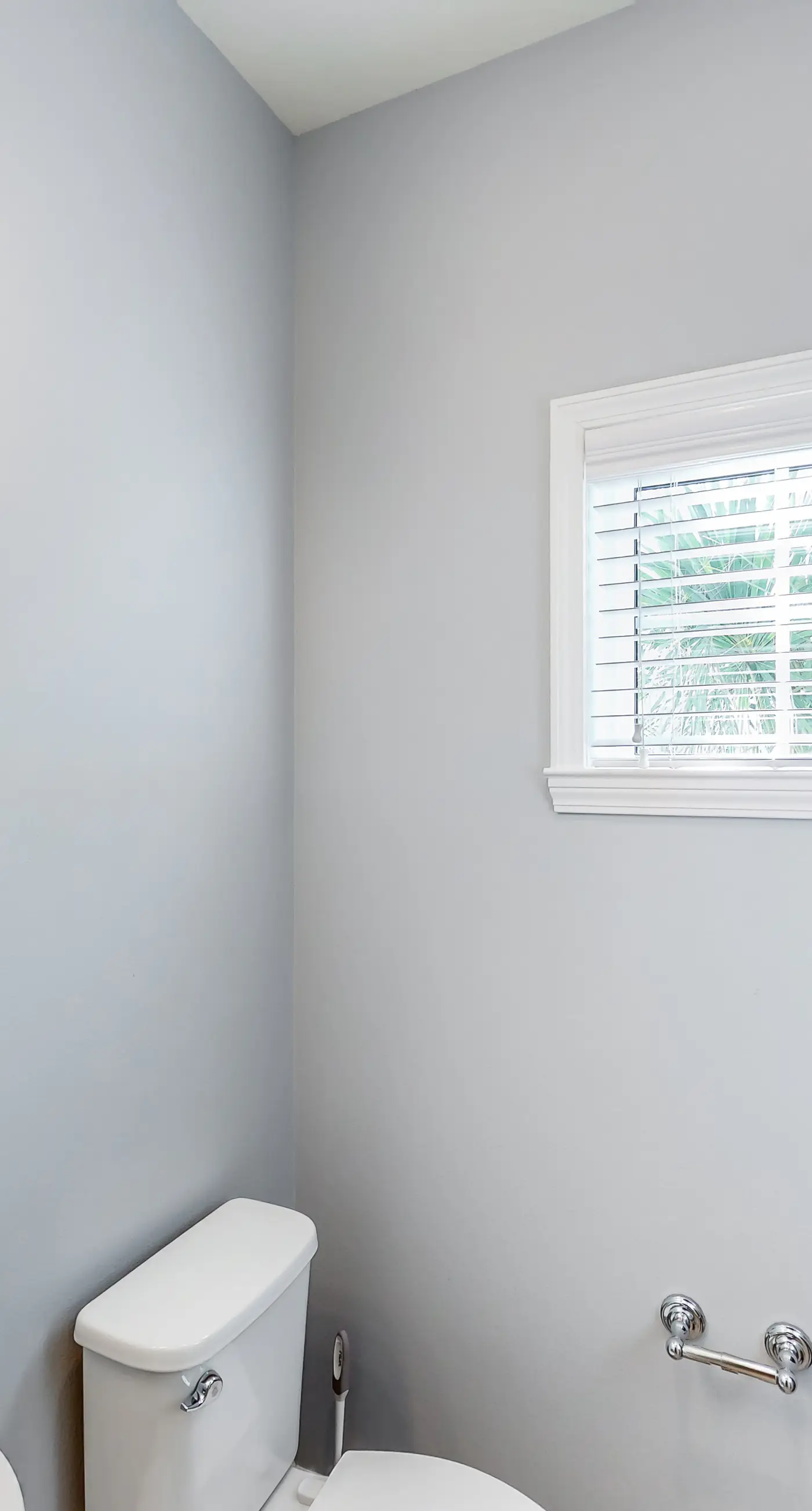 Pretty townhome with pools & hot tub - less than half-mile to beach