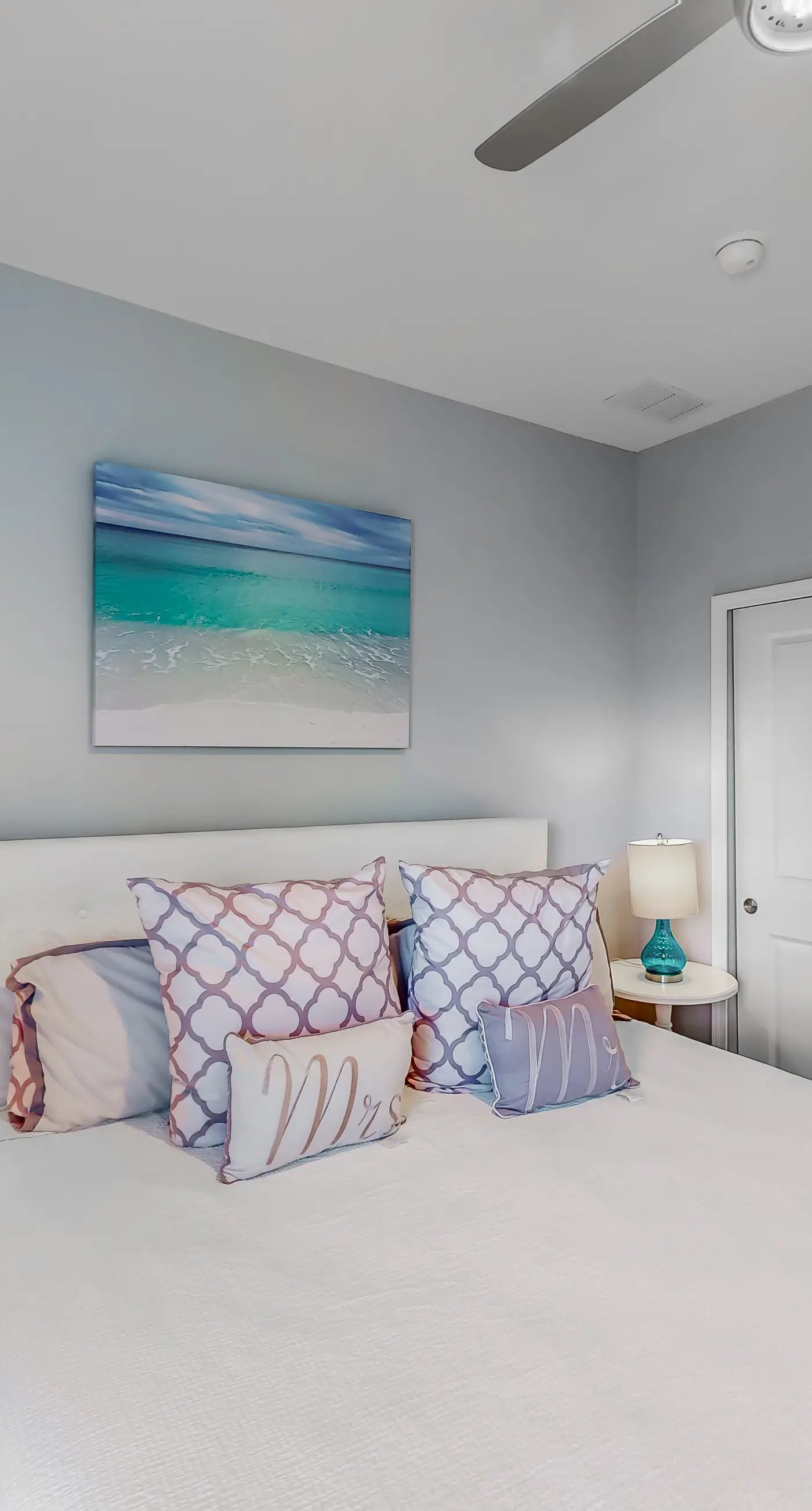 Pretty townhome with pools & hot tub - less than half-mile to beach