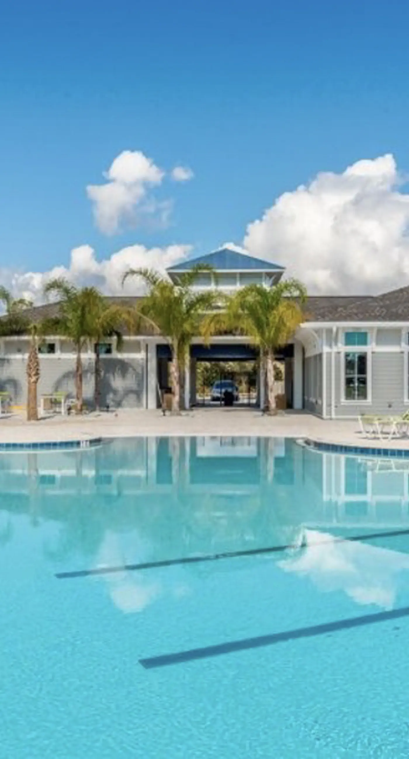 Pretty townhome with pools & hot tub - less than half-mile to beach