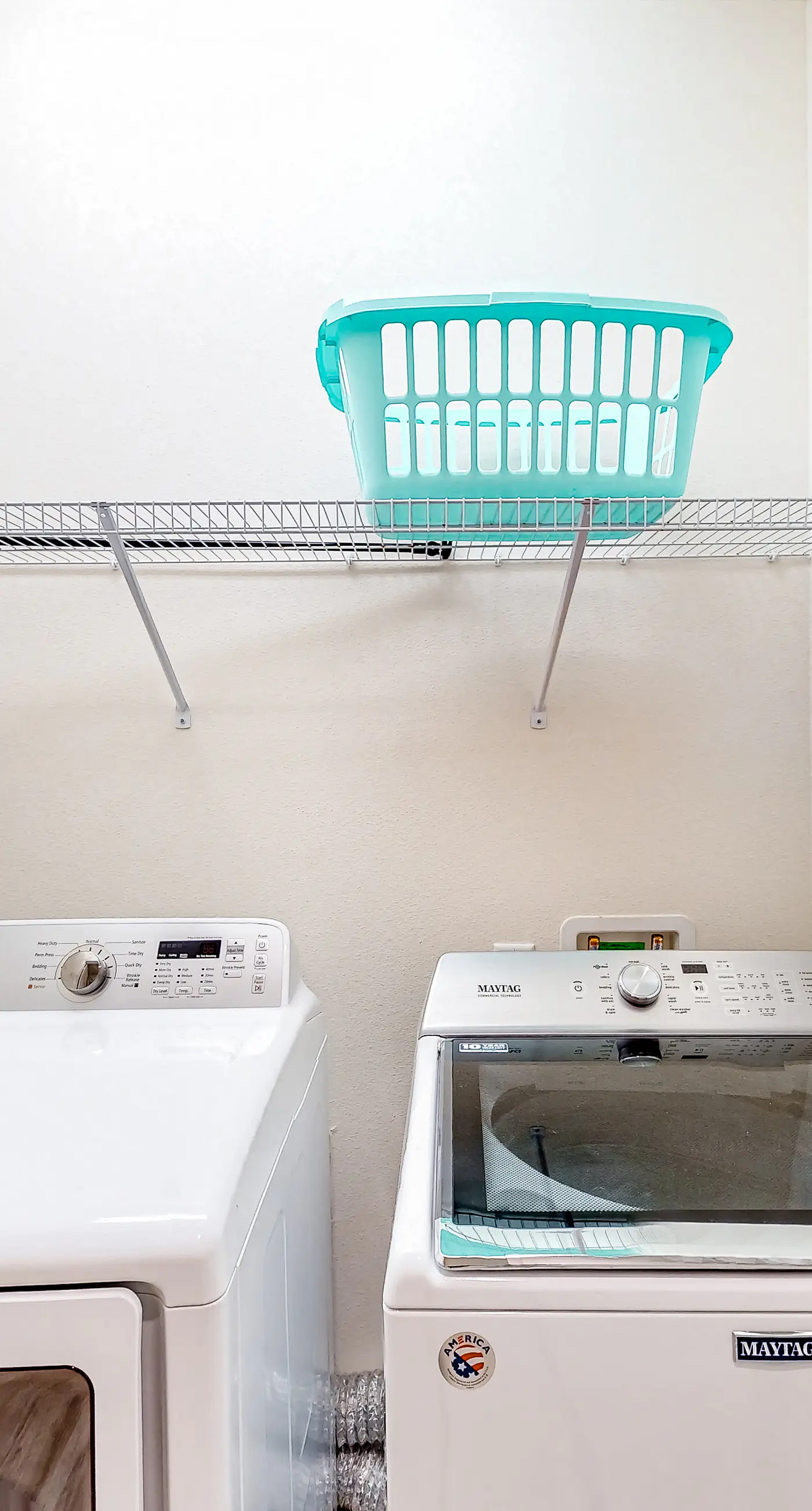 Beautiful & open home with enclosed porch, game room, W/D - beach & pool access