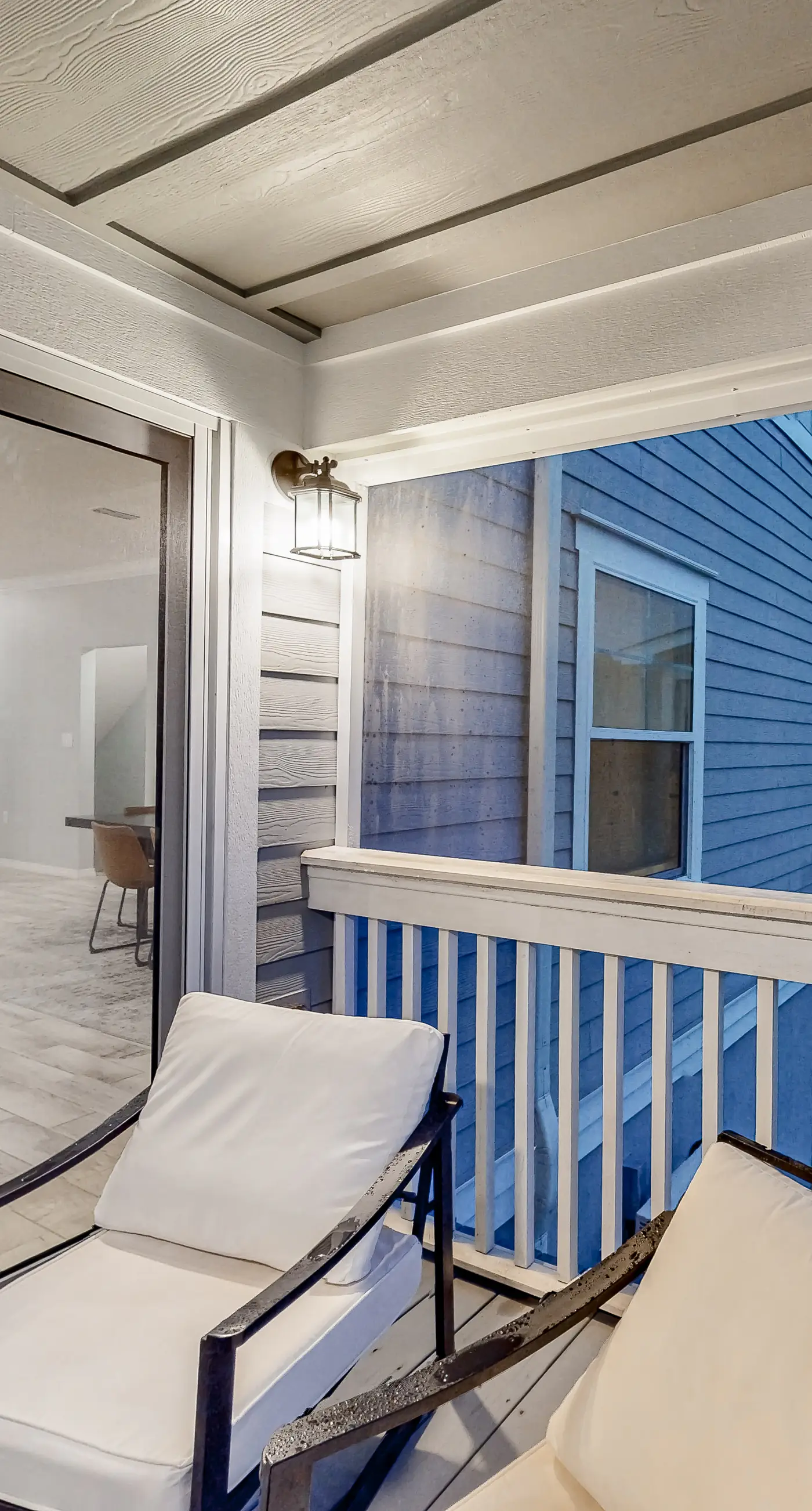 Beautiful & open home with enclosed porch, game room, W/D - beach & pool access