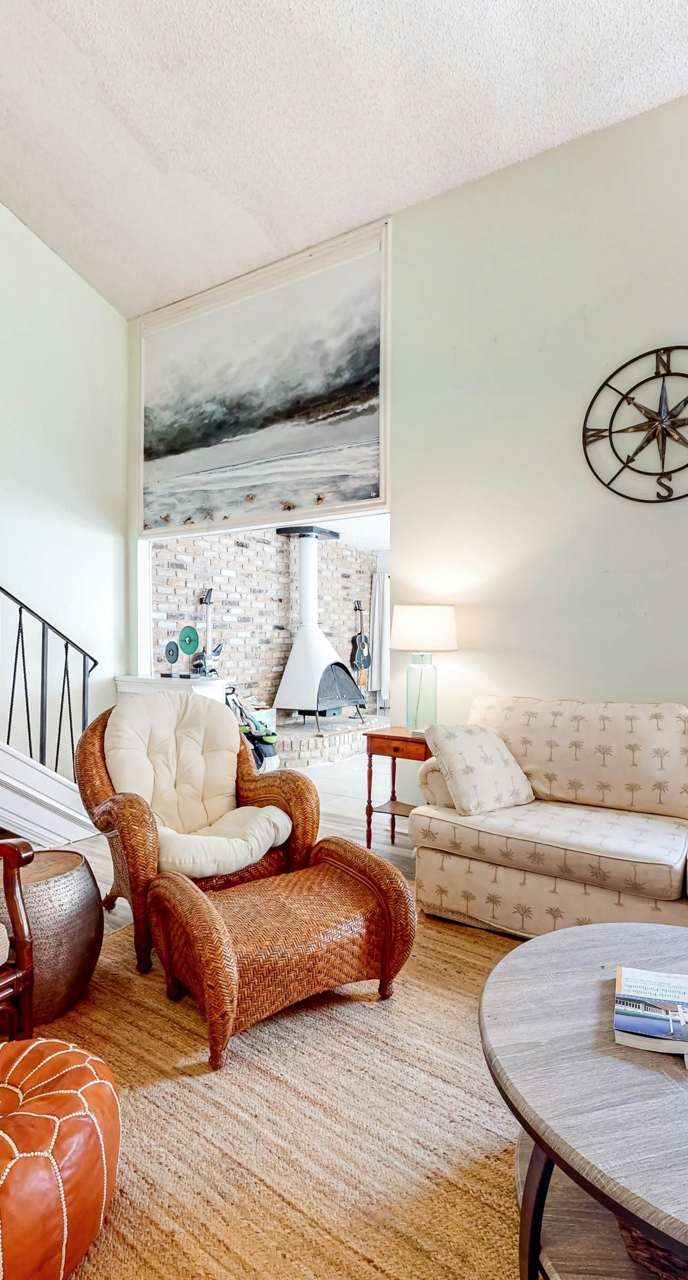 Dog-friendly coastal townhome with golf course views, patios, & washer/dryer