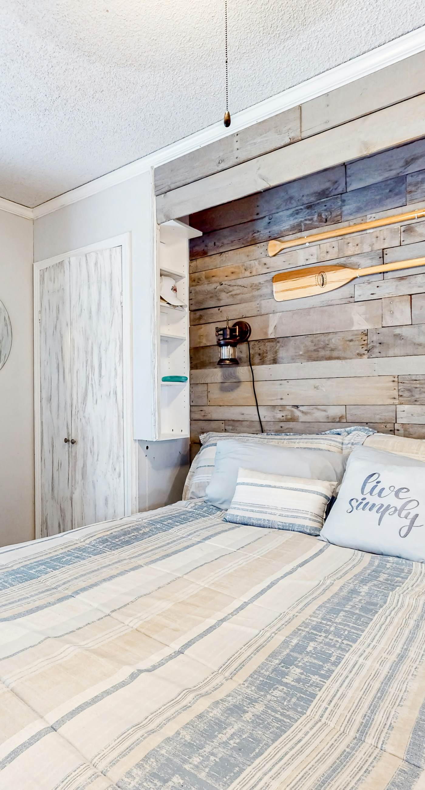 Dog-friendly coastal townhome with golf course views, patios, & washer/dryer