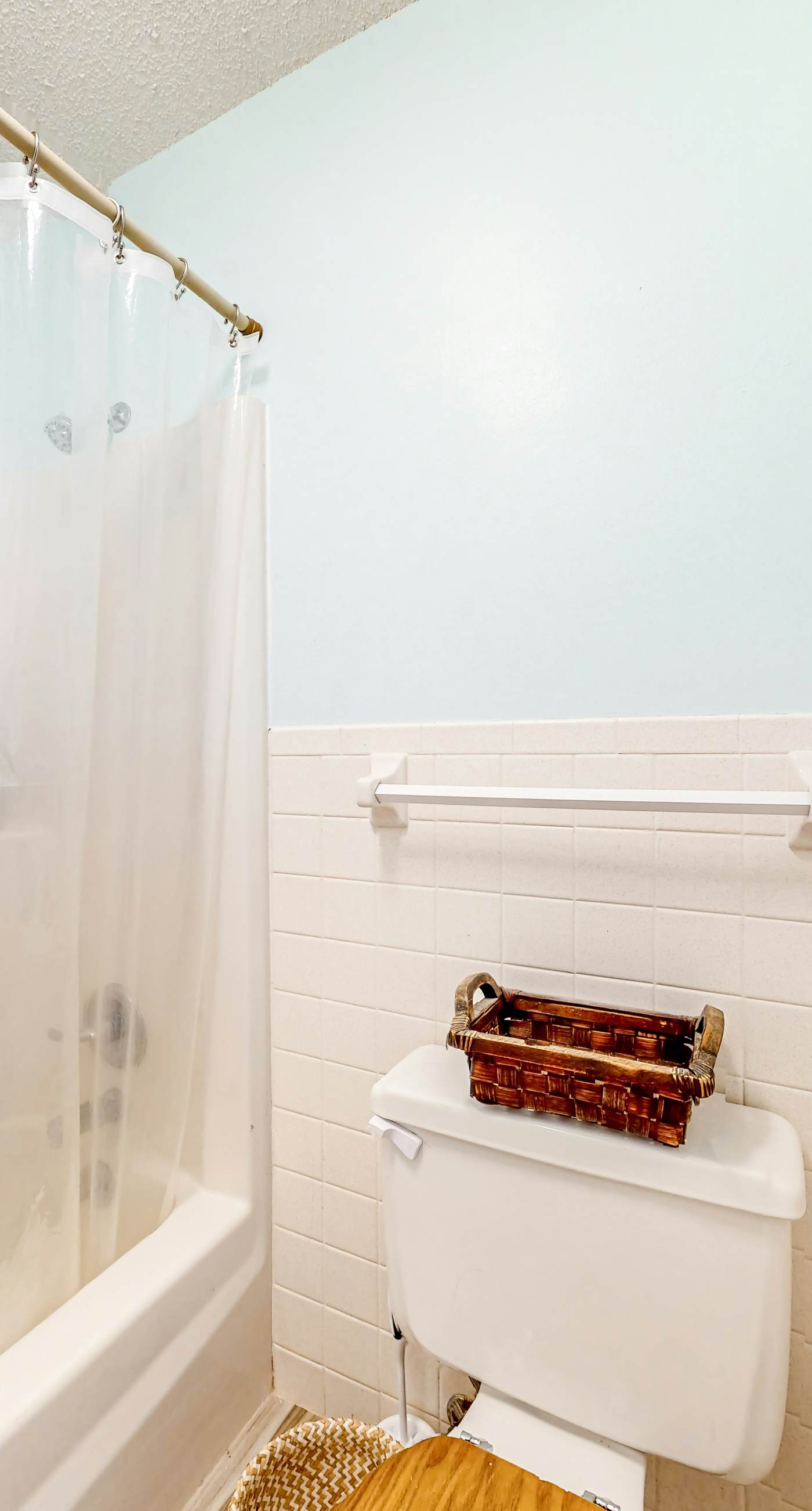 Dog-friendly coastal townhome with golf course views, patios, & washer/dryer