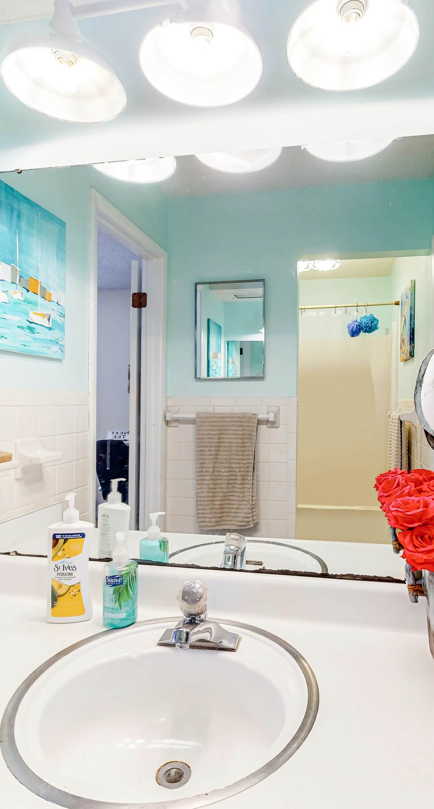 Dog-friendly coastal townhome with golf course views, patios, & washer/dryer