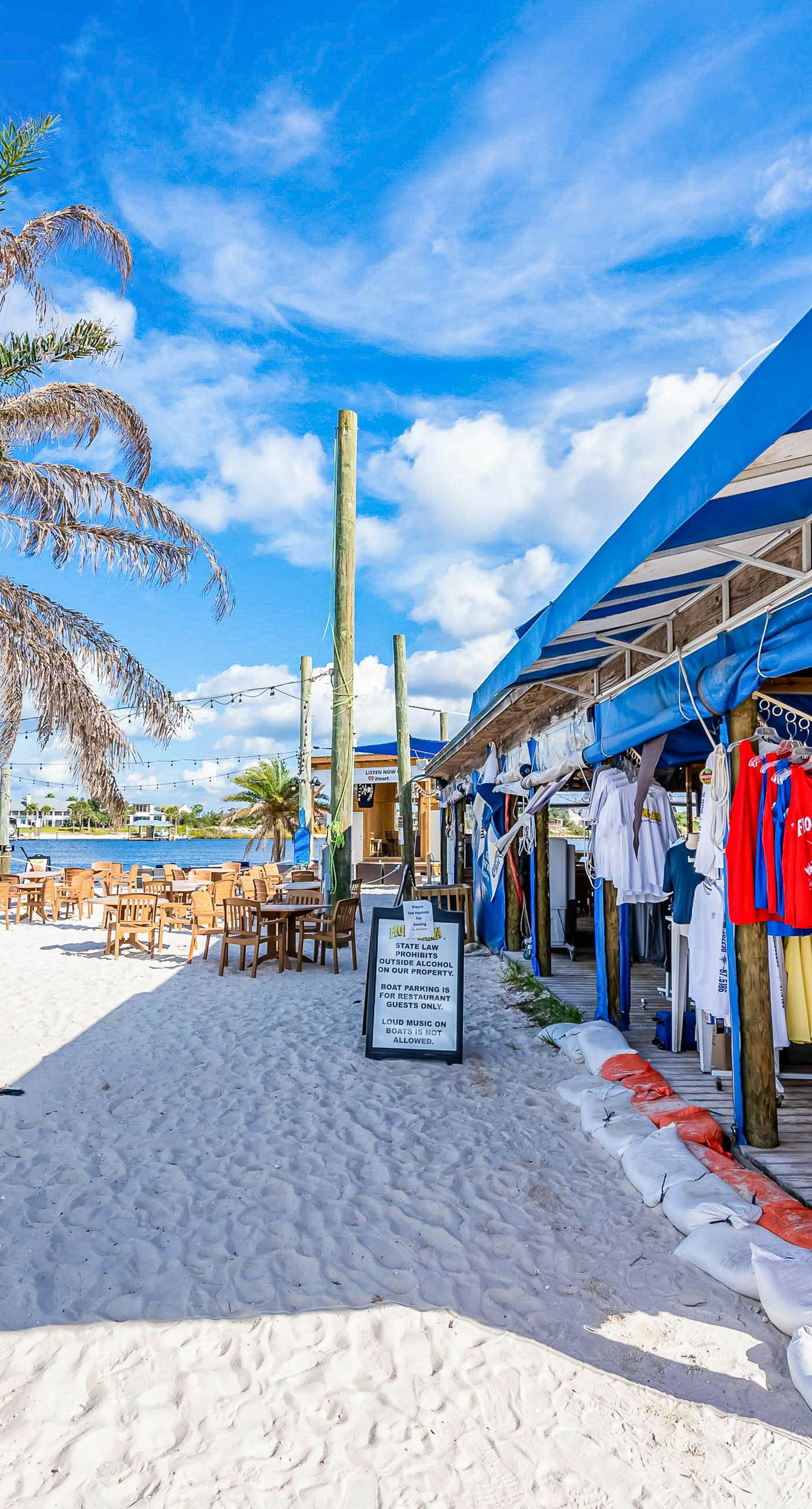 Dog-friendly coastal townhome with golf course views, patios, & washer/dryer