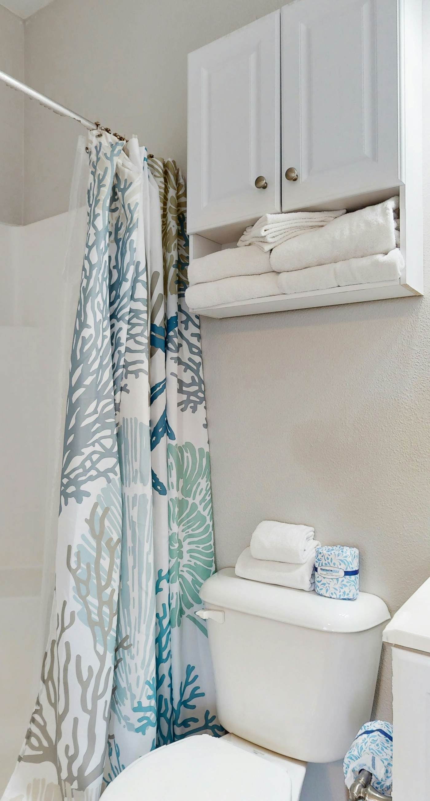 Inviting home with pool, Gulf view, tennis, patio, central AC, & W/D