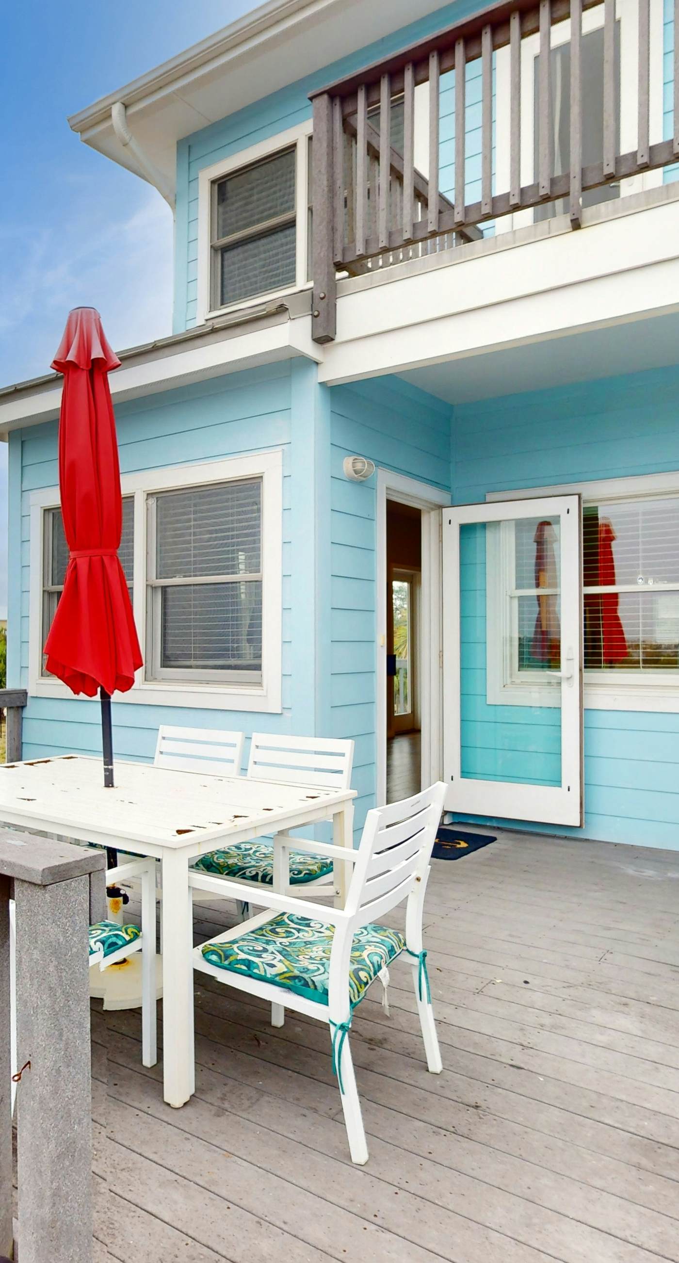 Inviting home with pool, Gulf view, tennis, patio, central AC, & W/D