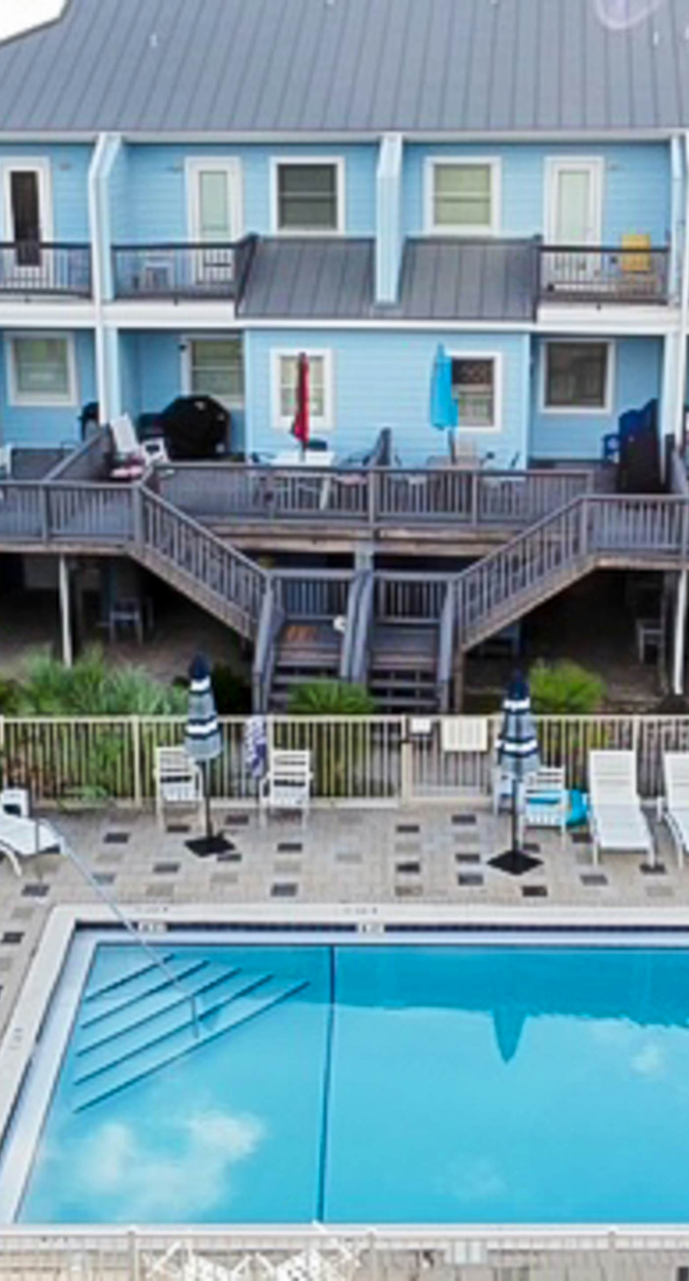 Inviting home with pool, Gulf view, tennis, patio, central AC, & W/D