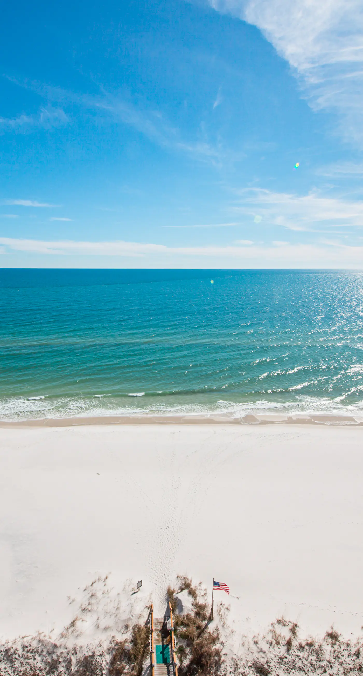 Inviting Gulf-front condo In Perdido Key with waterfront pool/hot tub and oceanfront balcony