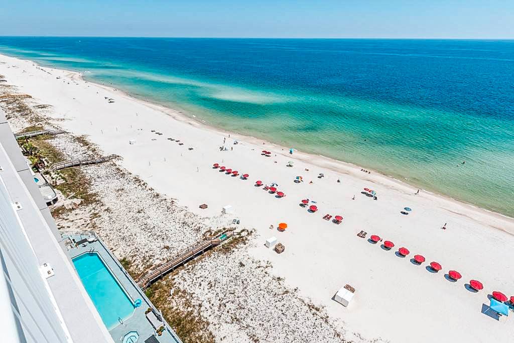 Gulf-front Perdido Key Condo with Waterfront Pool/Hot Tub and Oceanfront Balcony