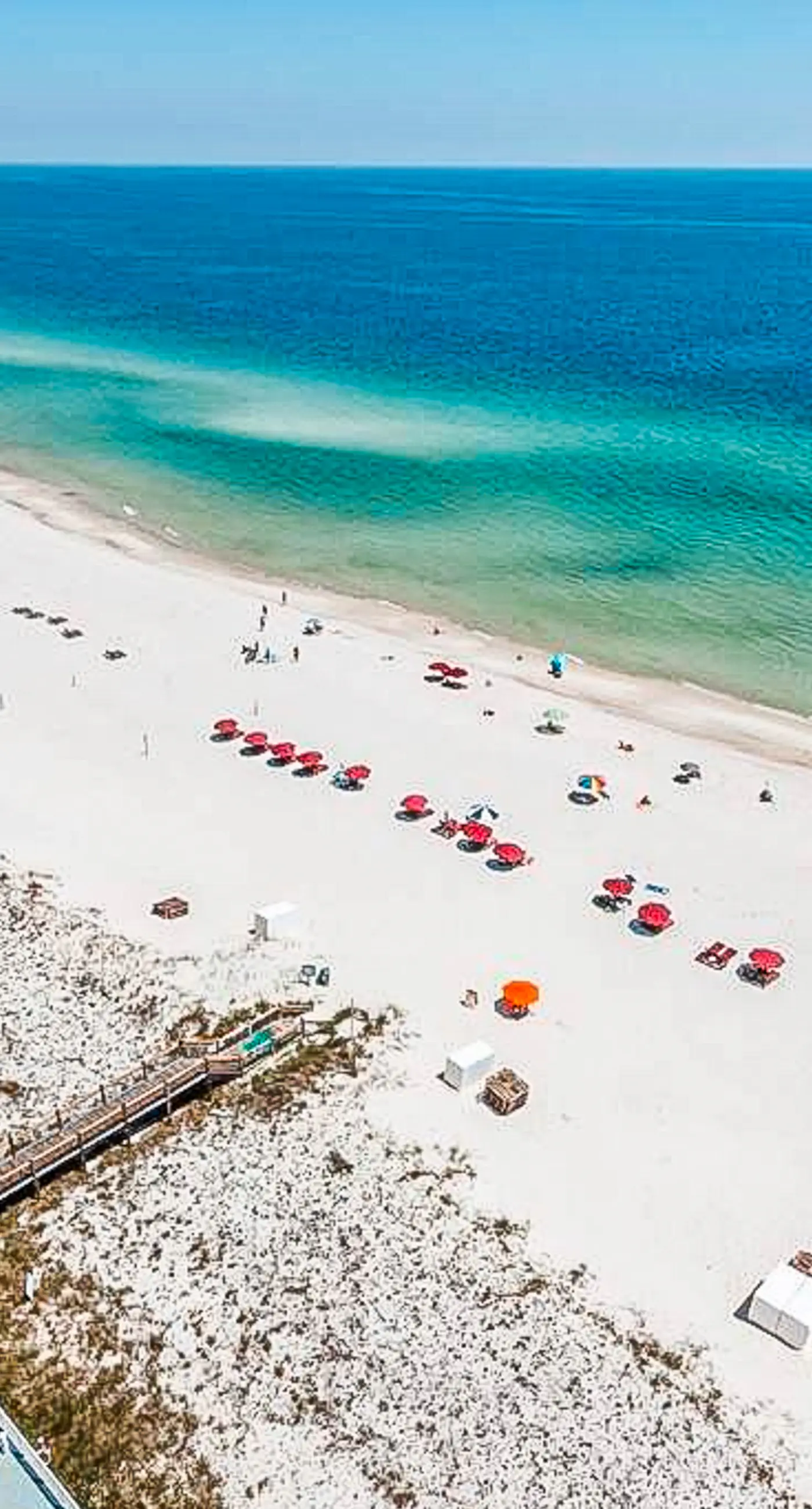 Inviting Gulf-front condo In Perdido Key with waterfront pool/hot tub and oceanfront balcony