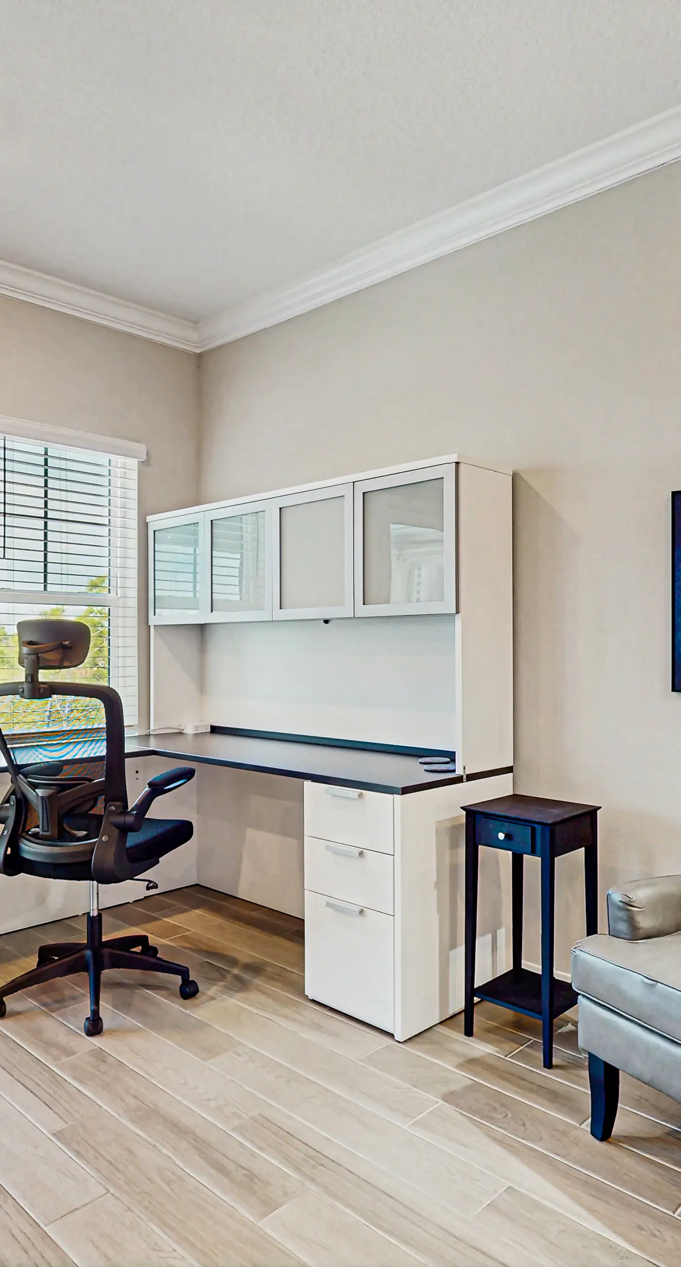 Gorgeous townhouse, plenty of space, lots of games, shared pool, close to beach